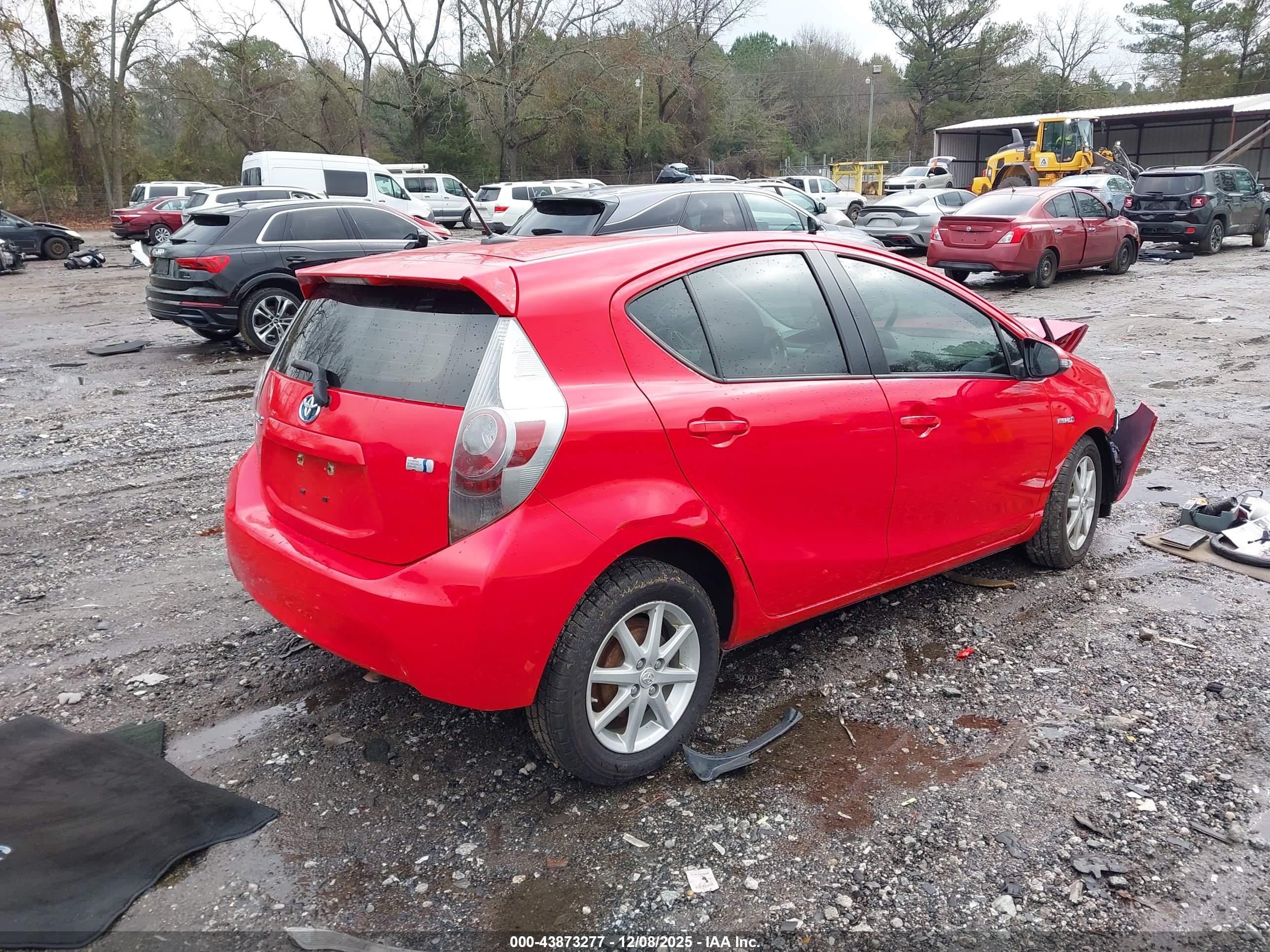 TOYOTA PRIUS image 4