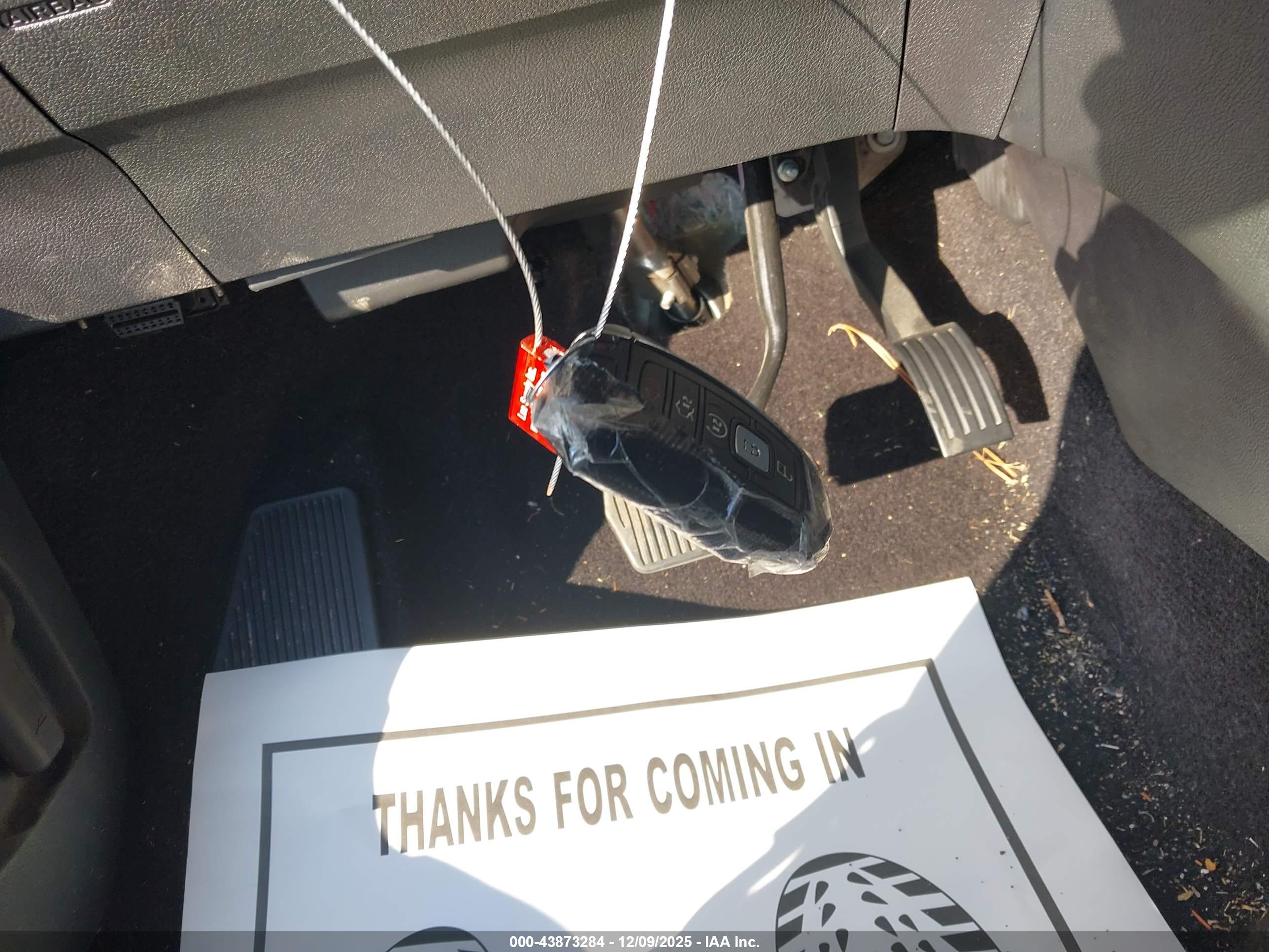 LINCOLN MKC image 11