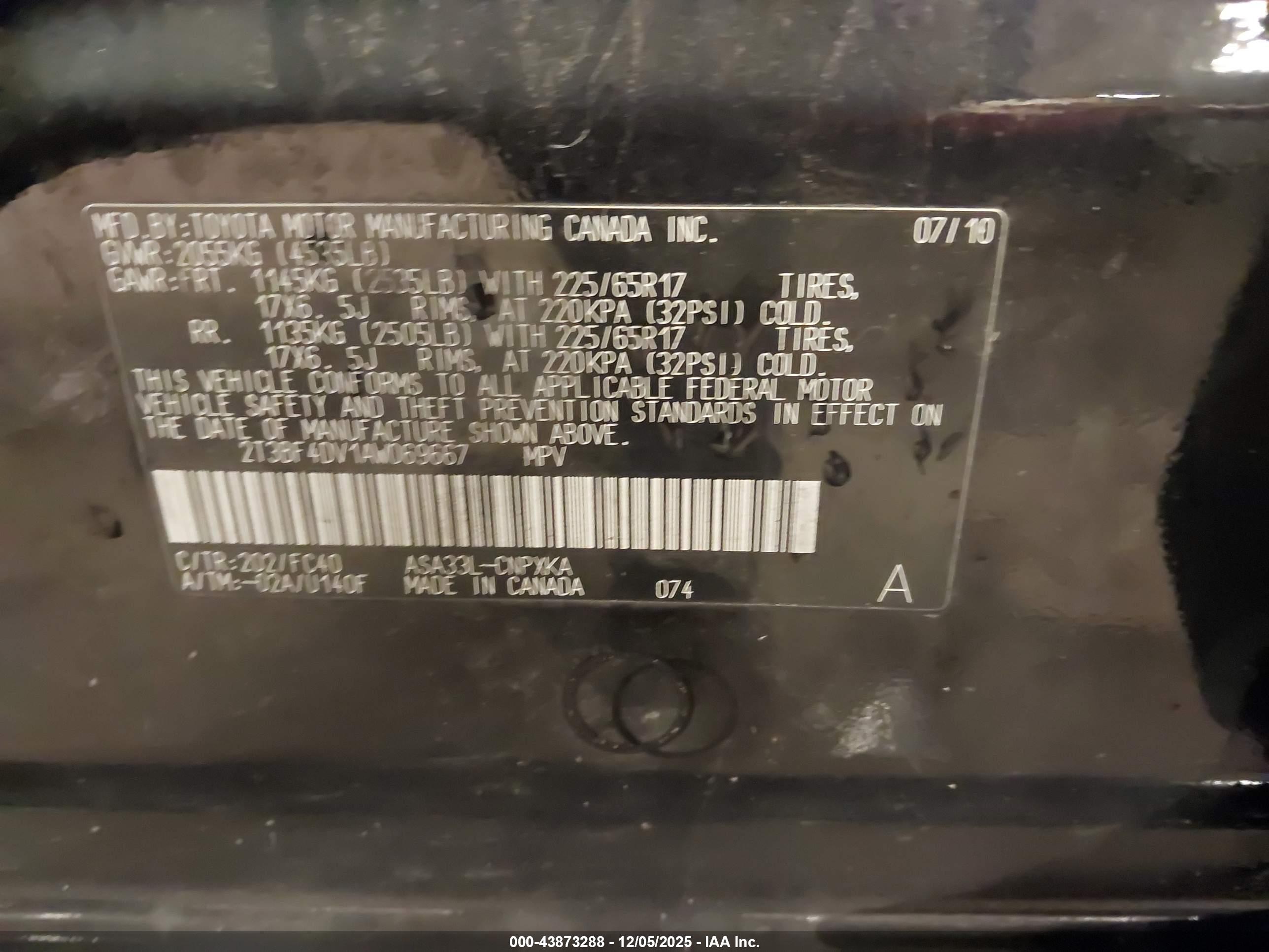 TOYOTA RAV4 image 9