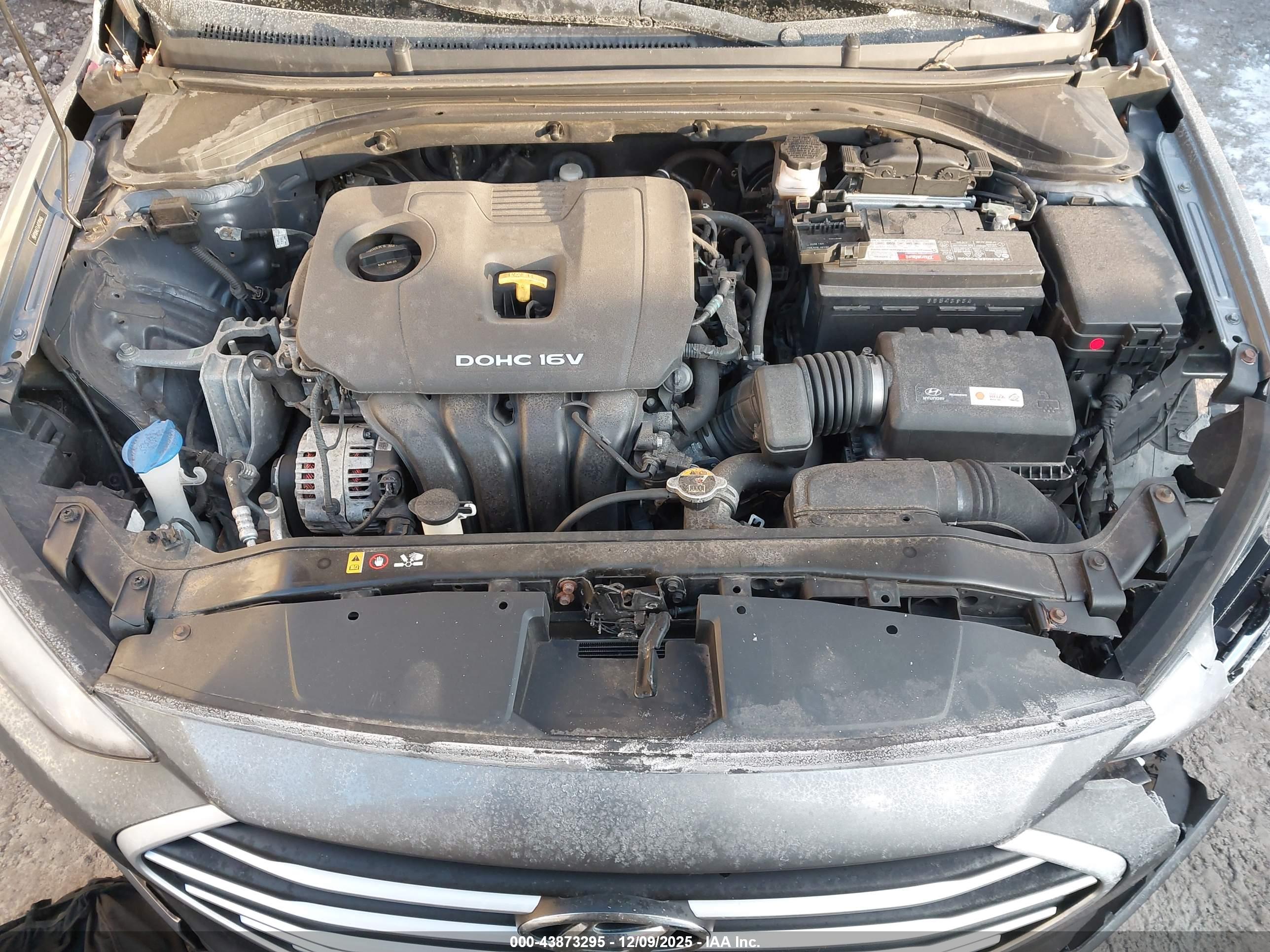 HYUNDAI ELANTRA image 10