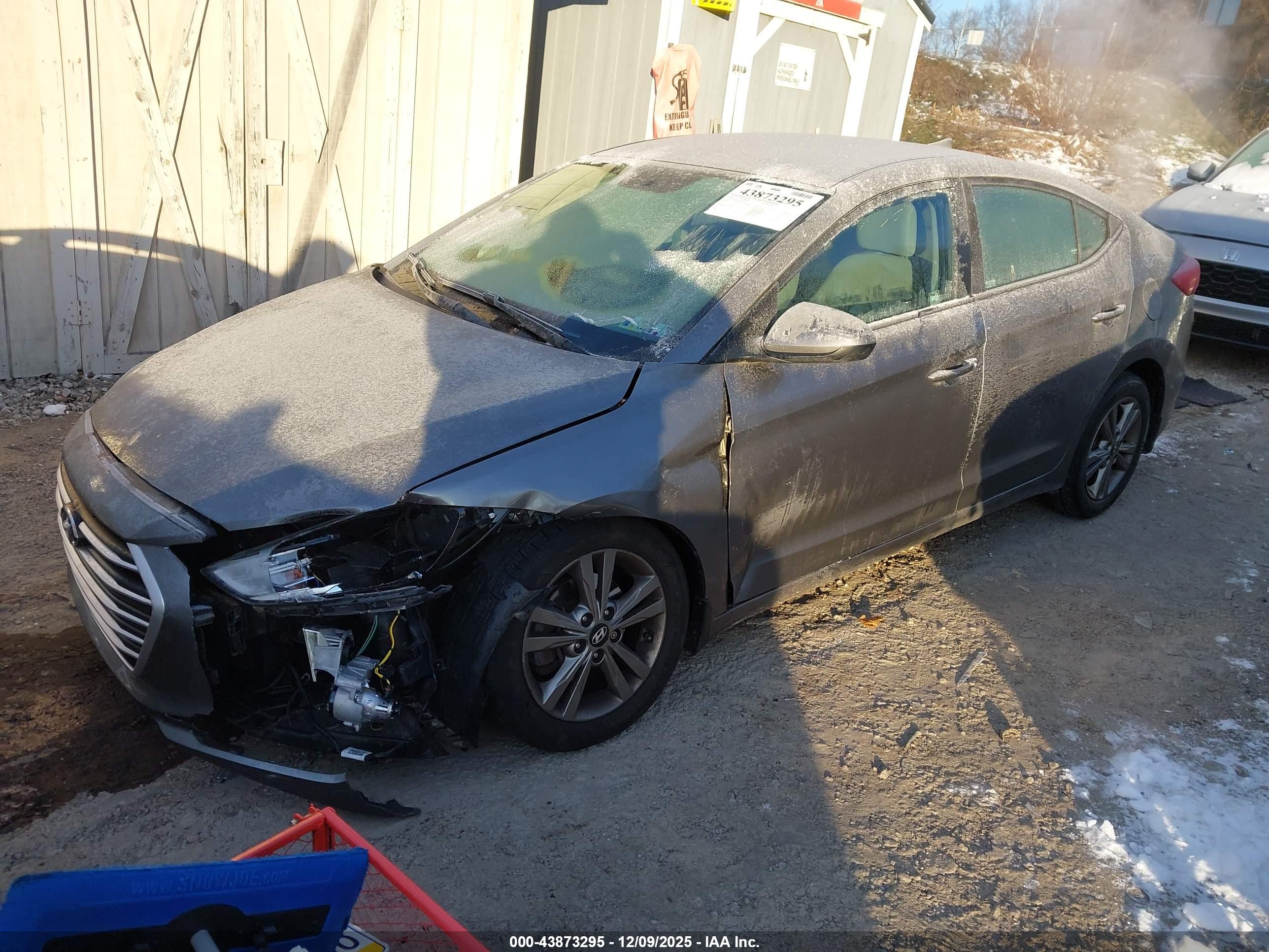 HYUNDAI ELANTRA image 2