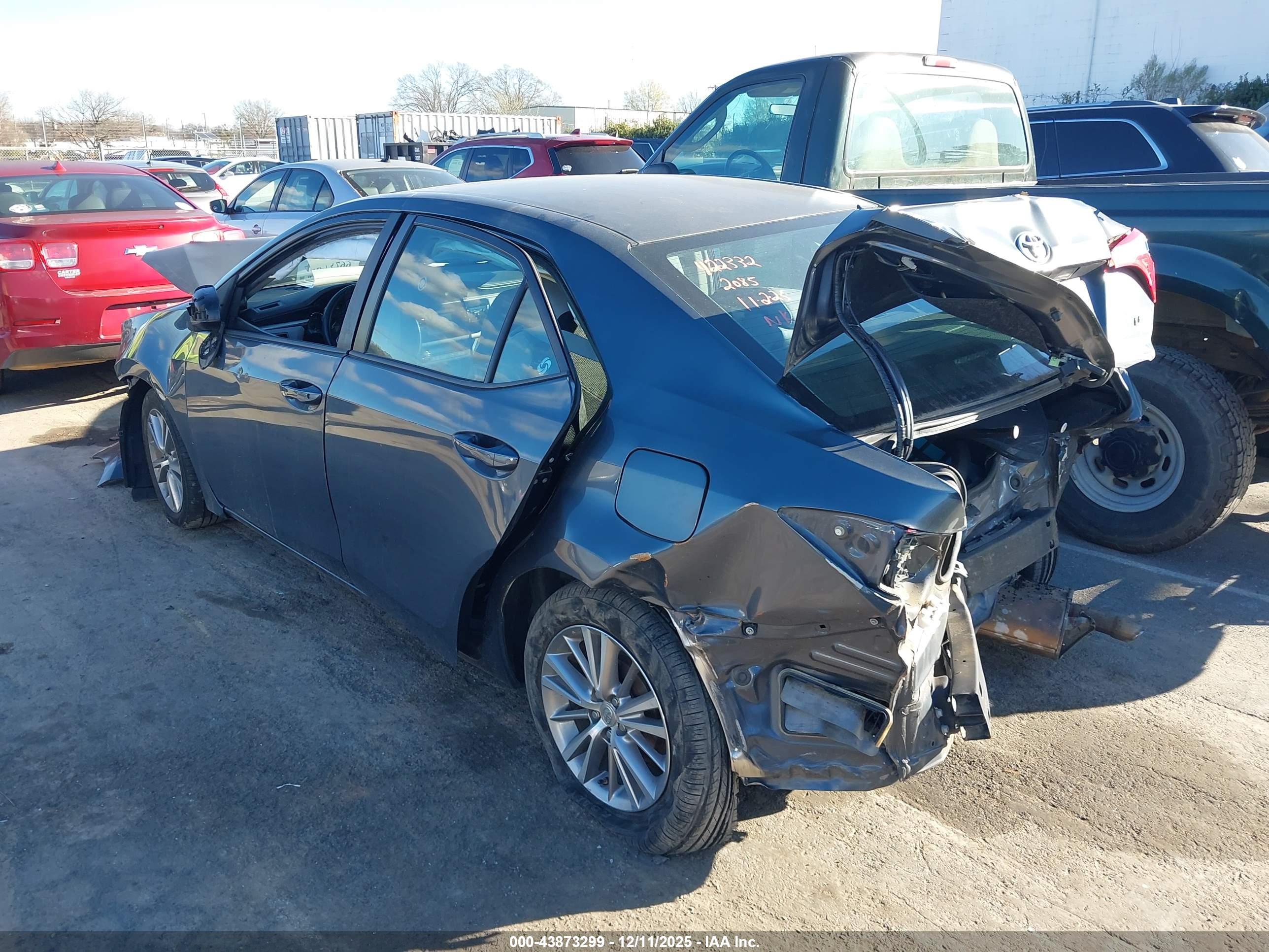TOYOTA COROLLA image 3