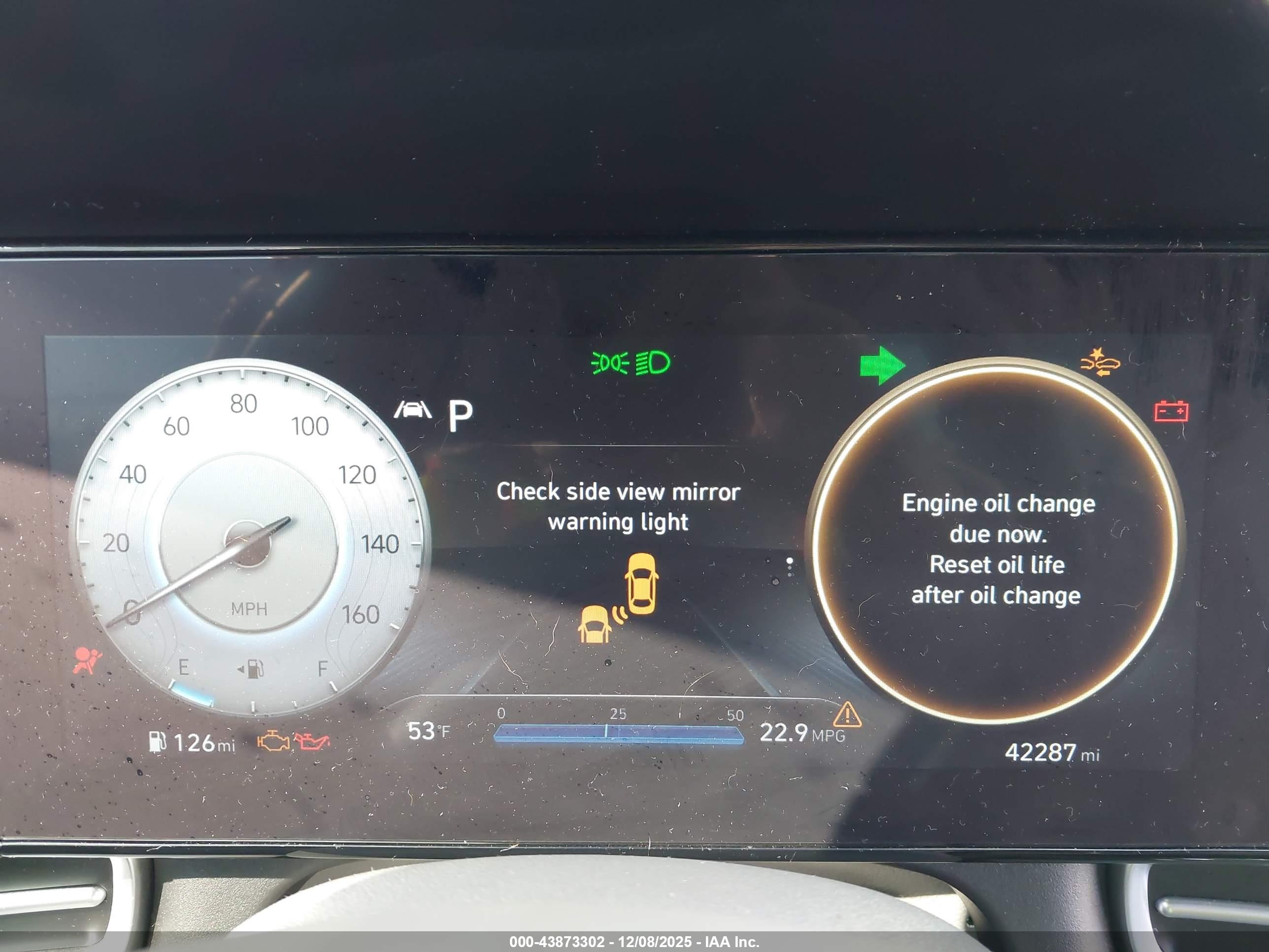 HYUNDAI ELANTRA image 7