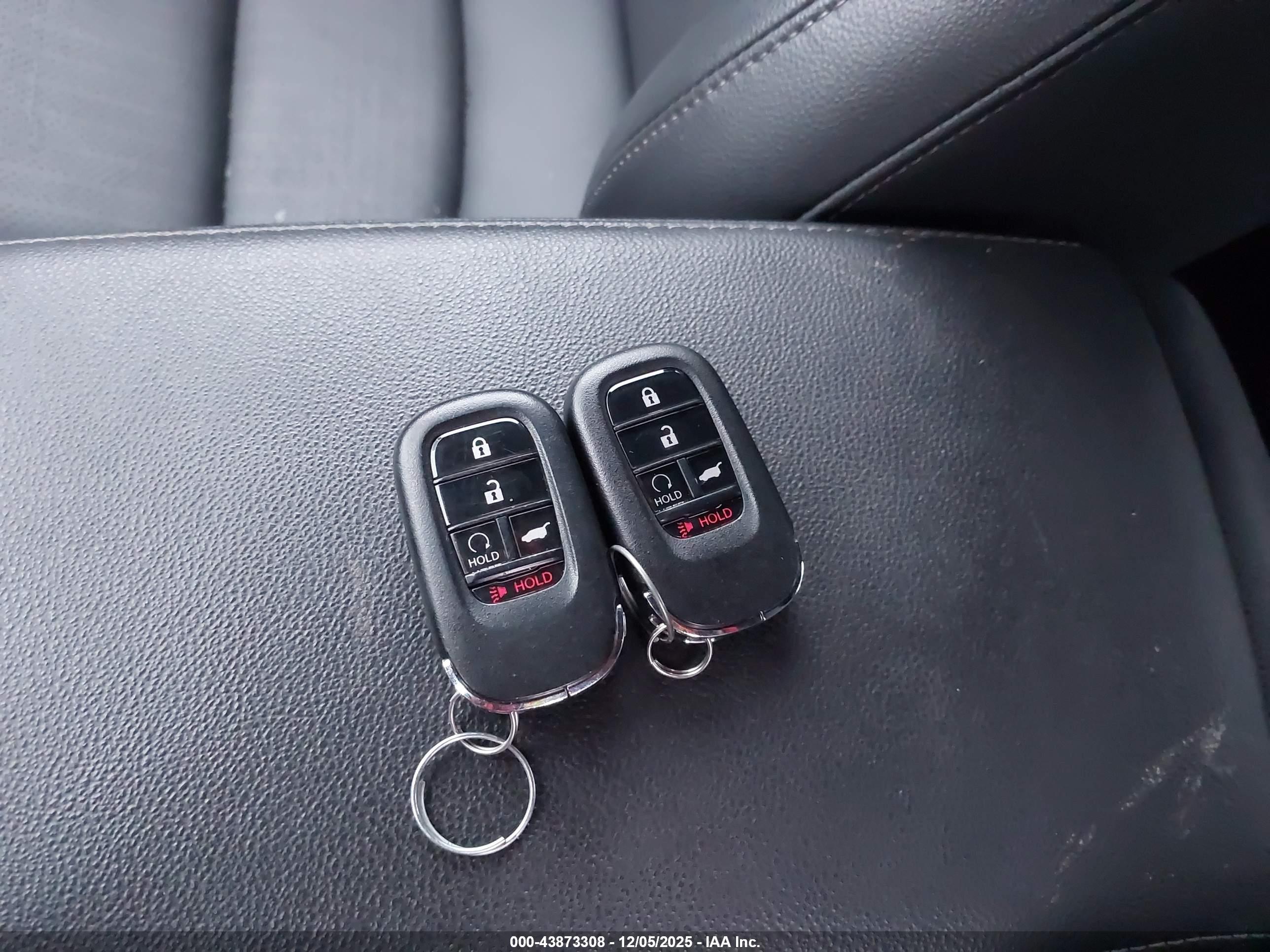 HONDA CIVIC image 11