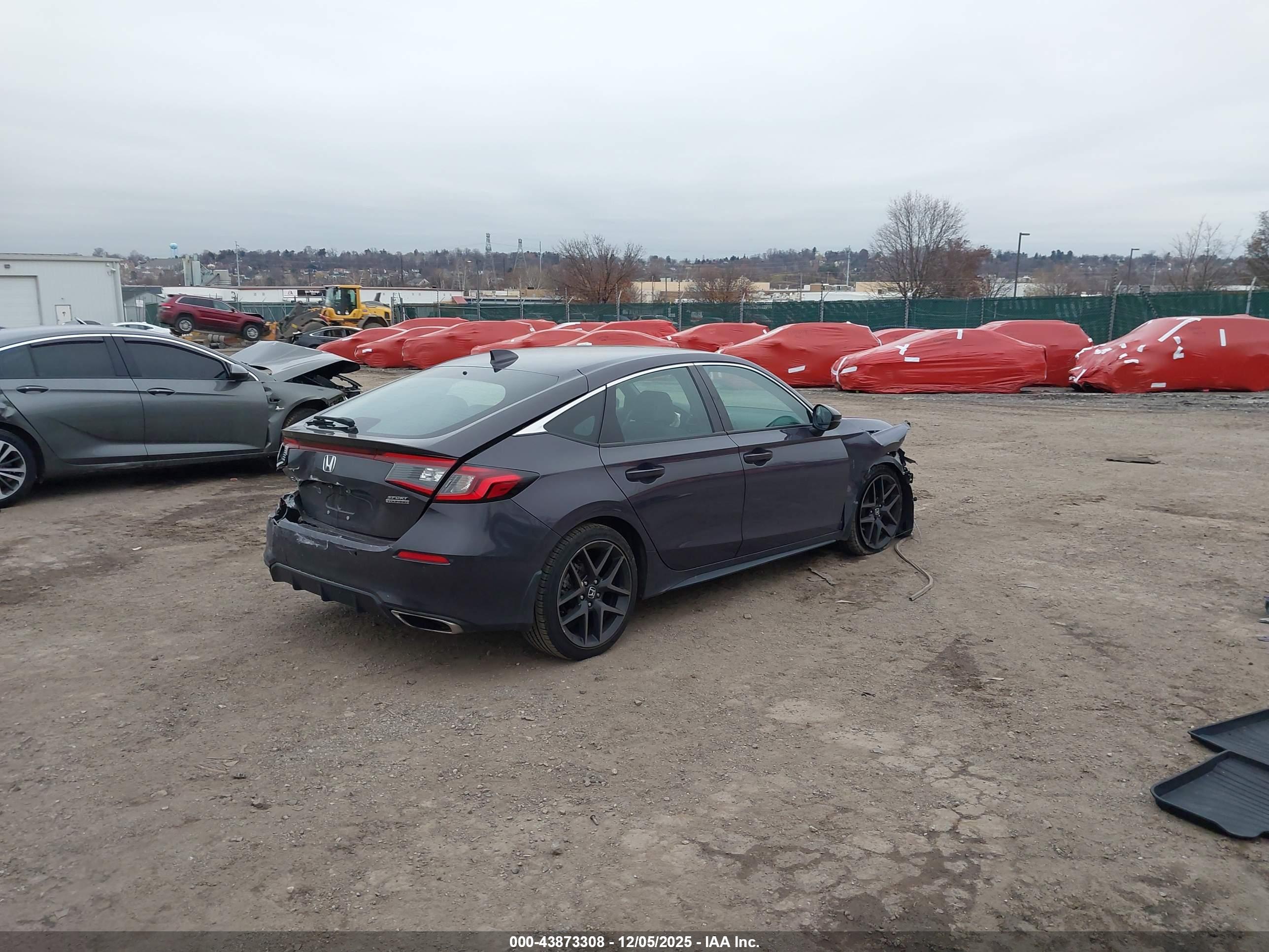 HONDA CIVIC image 4