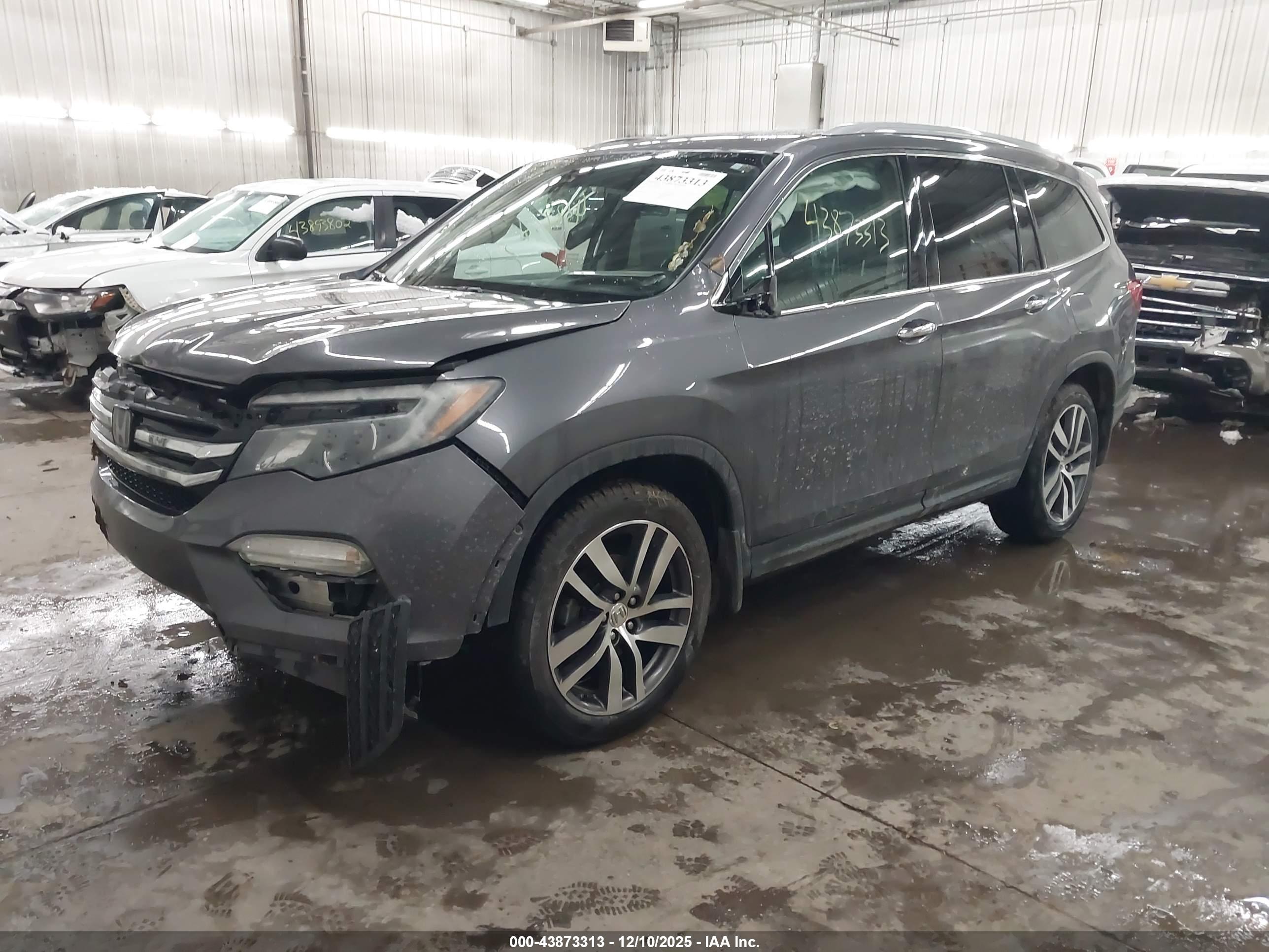 HONDA PILOT image 2