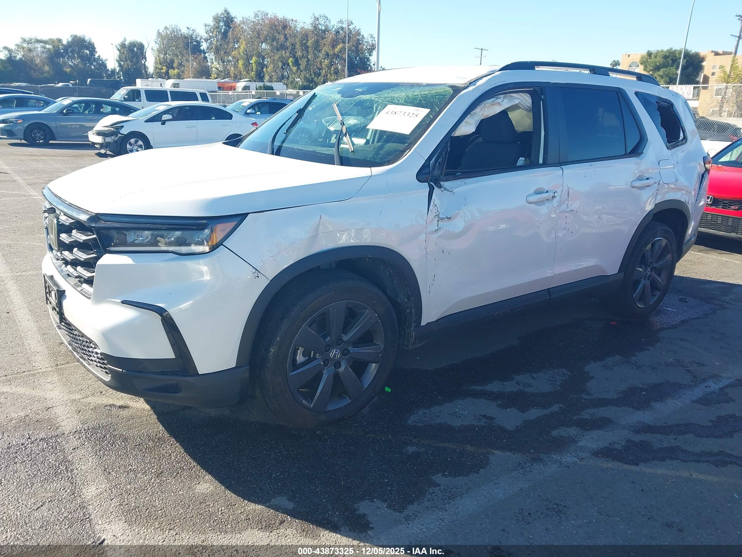HONDA PILOT image 2