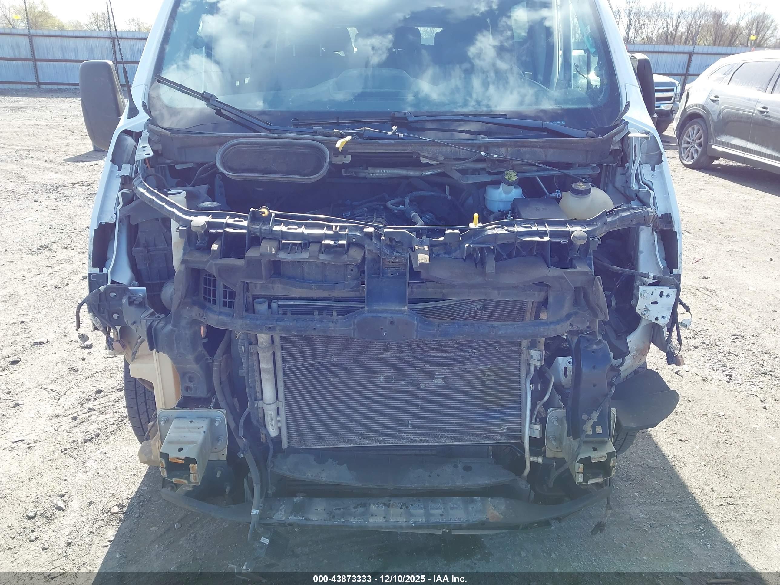 FORD TRANSIT-350 image 6