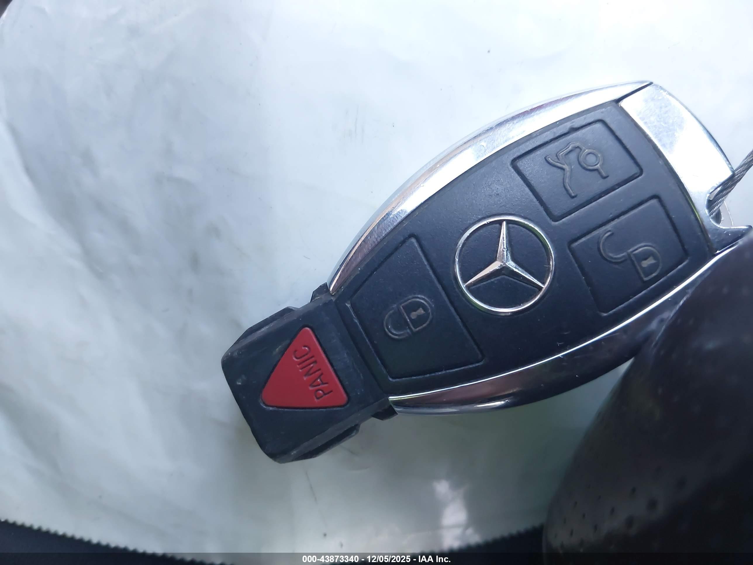 MERCEDES-BENZ C image 11