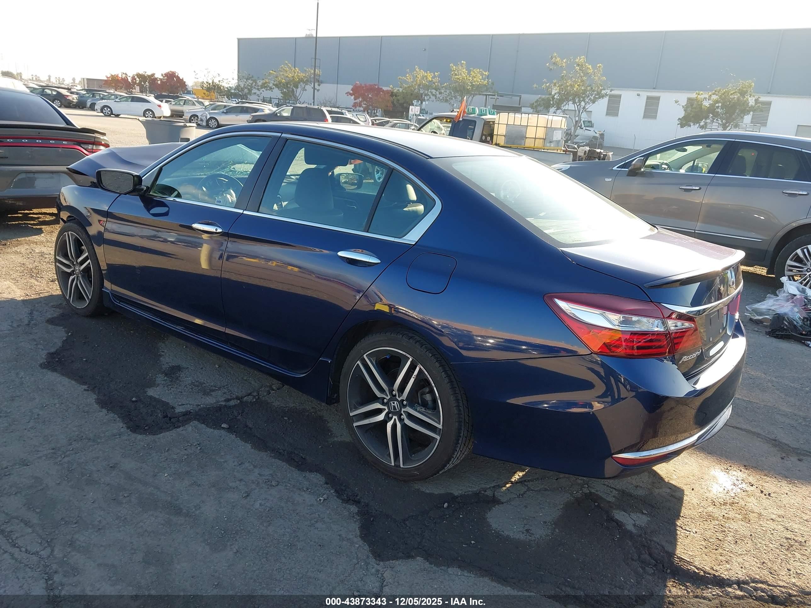 HONDA ACCORD image 3