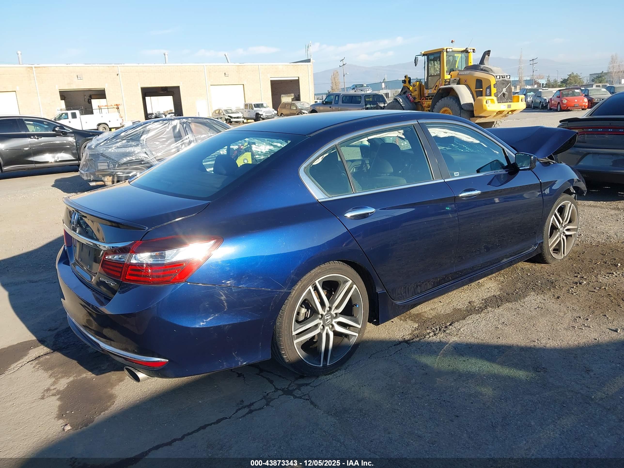 HONDA ACCORD image 4