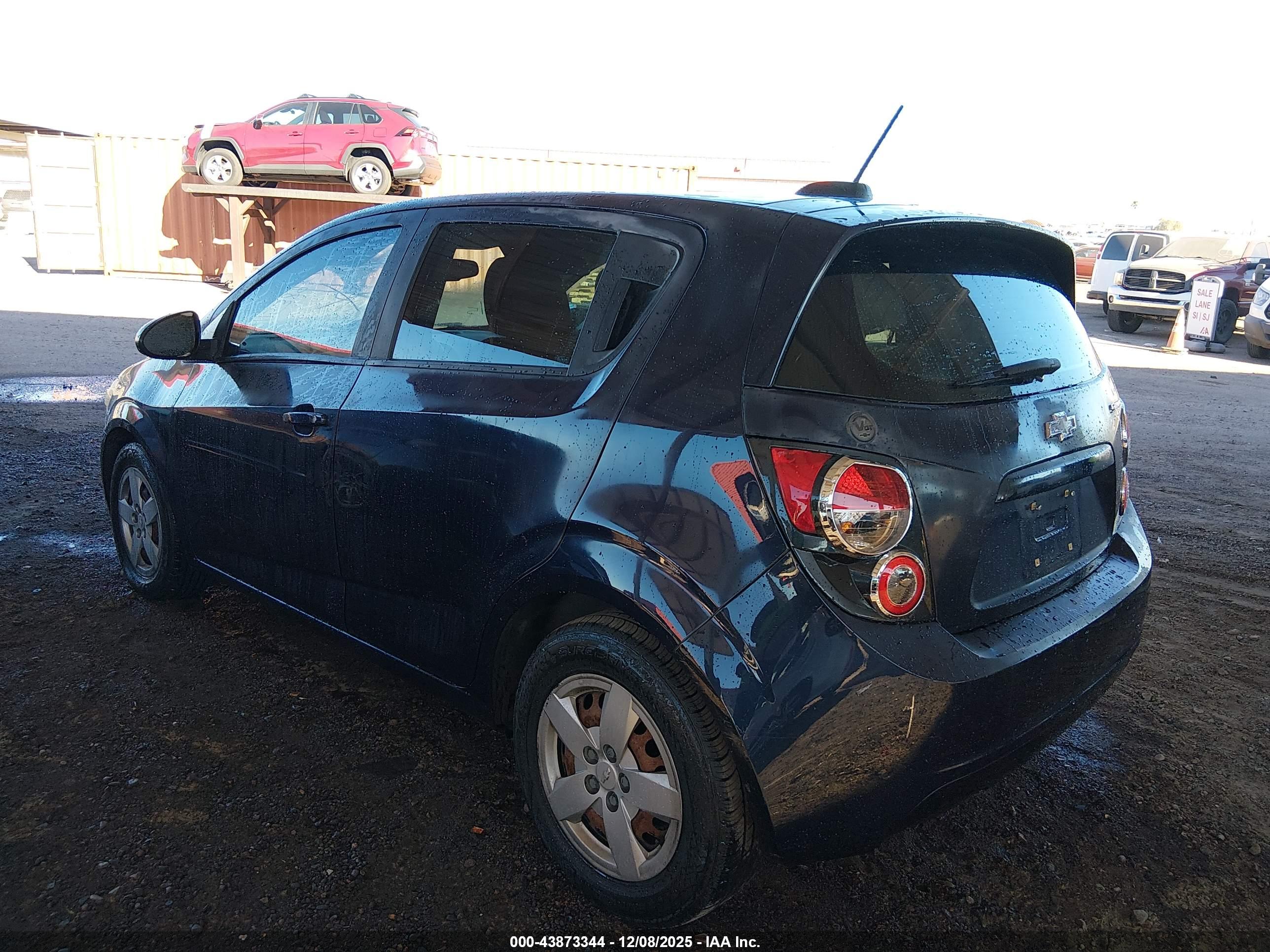 CHEVROLET SONIC image 3