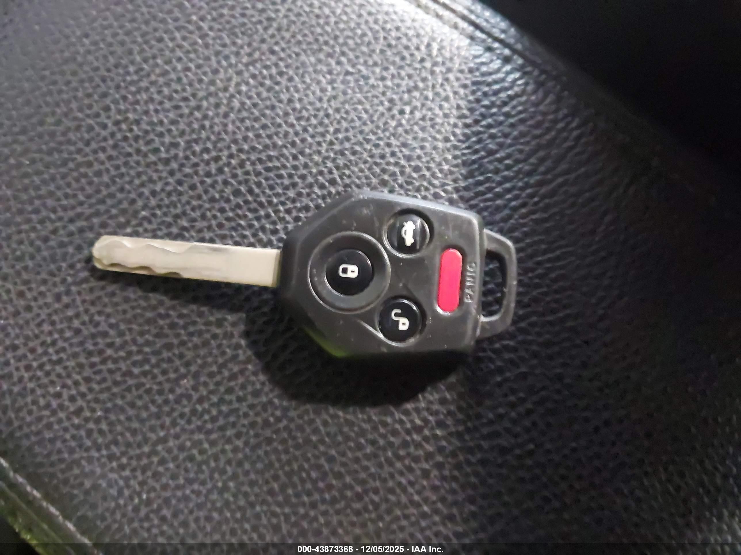 SUBARU OUTBACK image 11