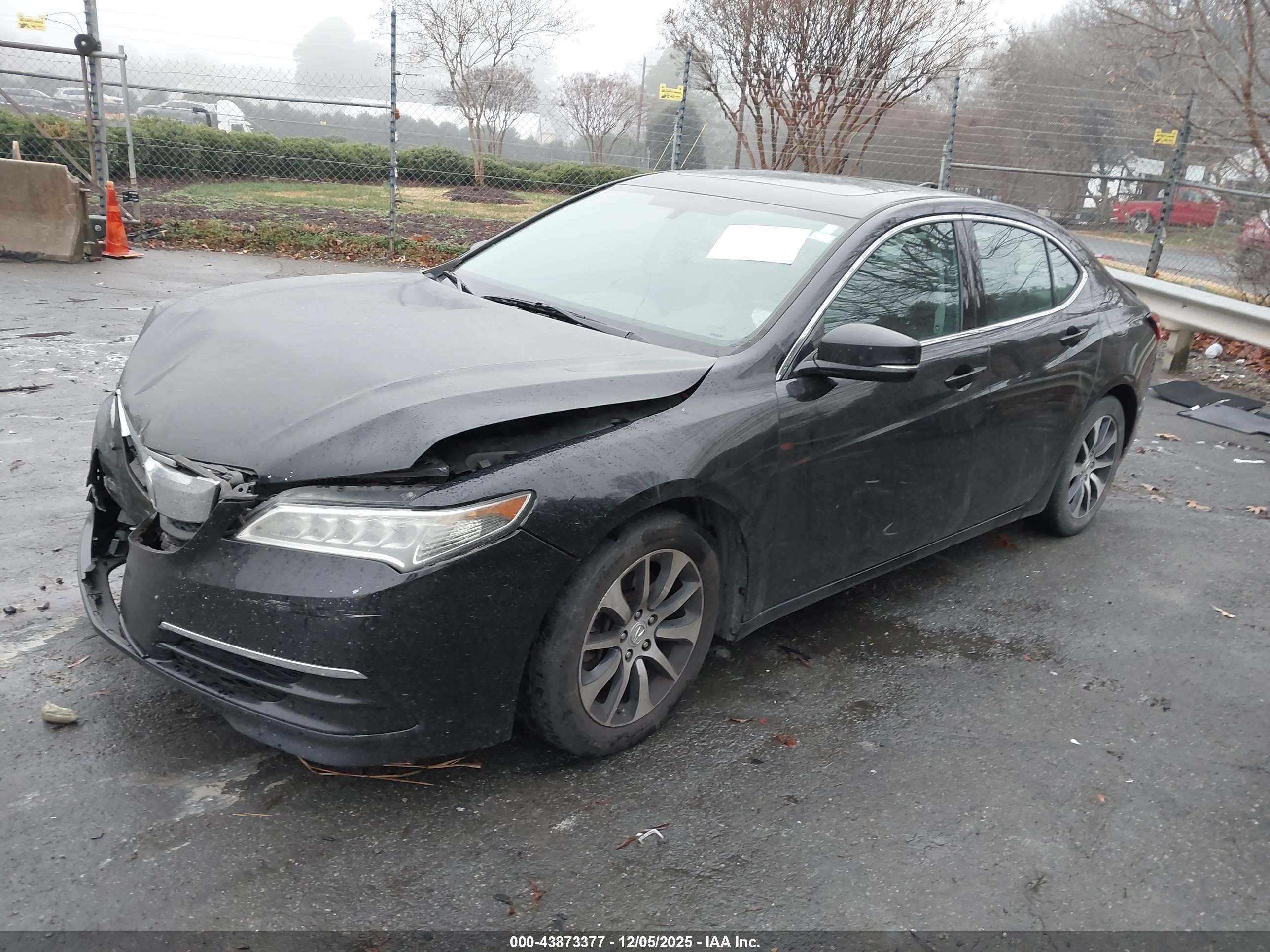ACURA TLX image 2