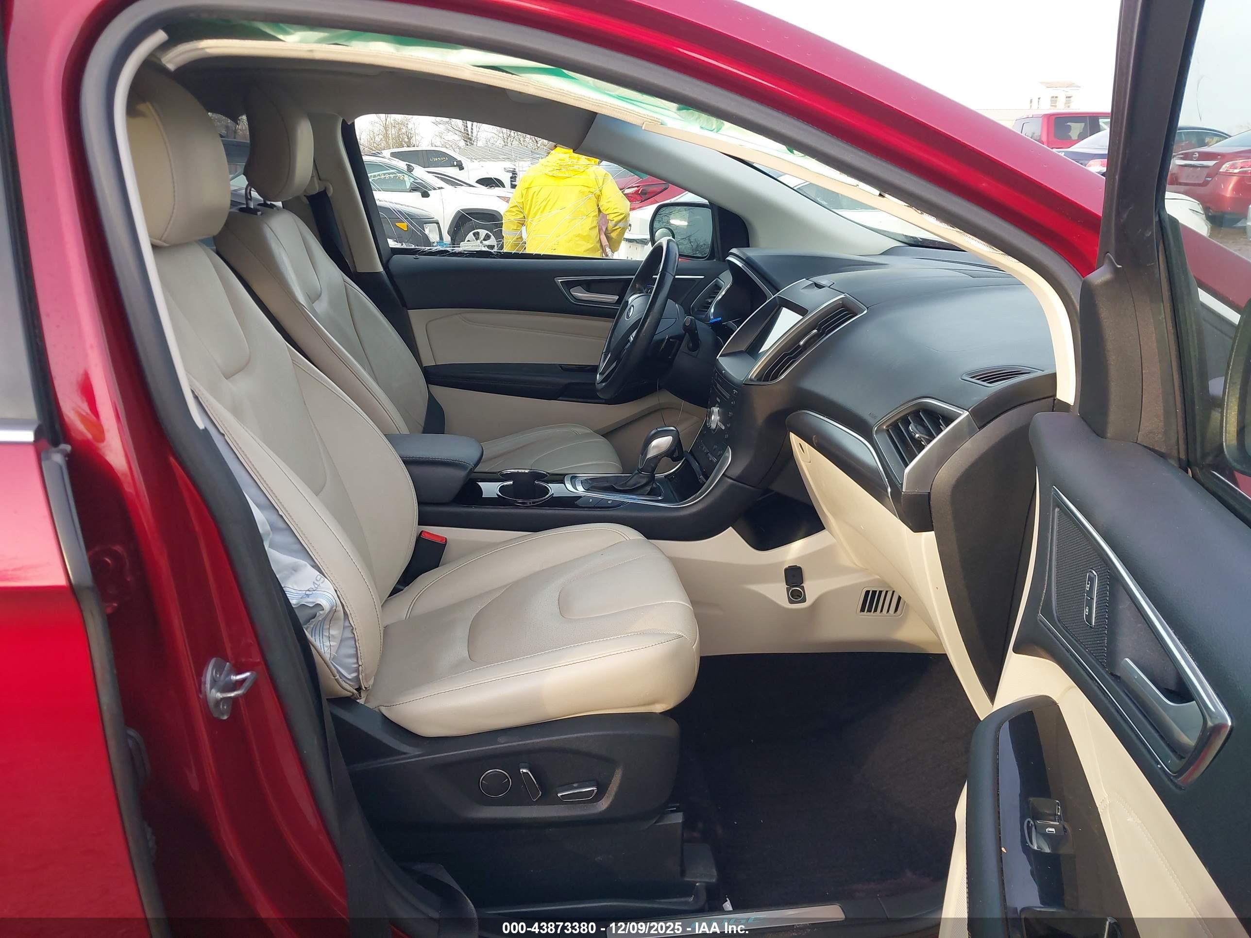 FORD EDGE image 5