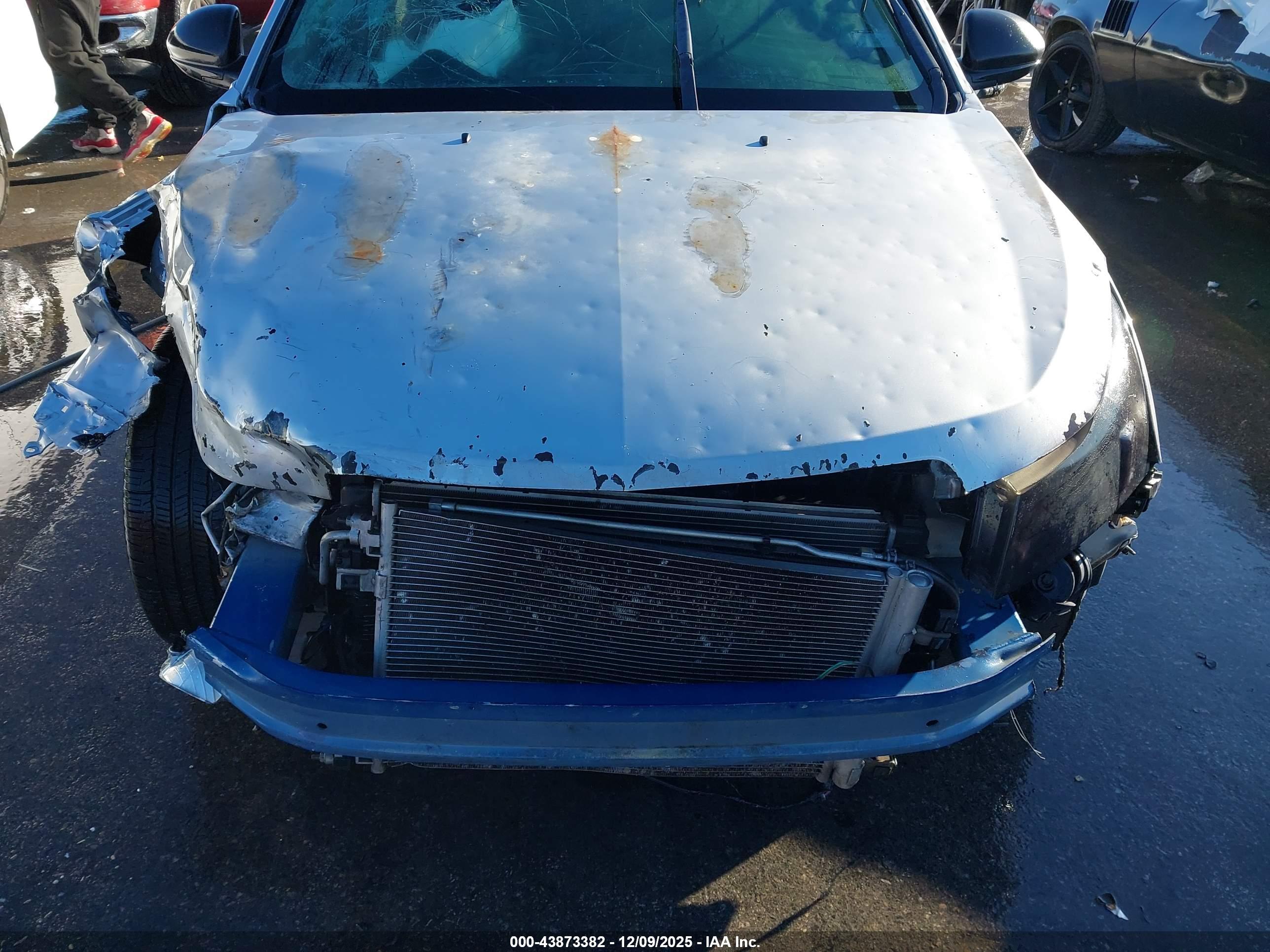 CHEVROLET CRUZE image 6