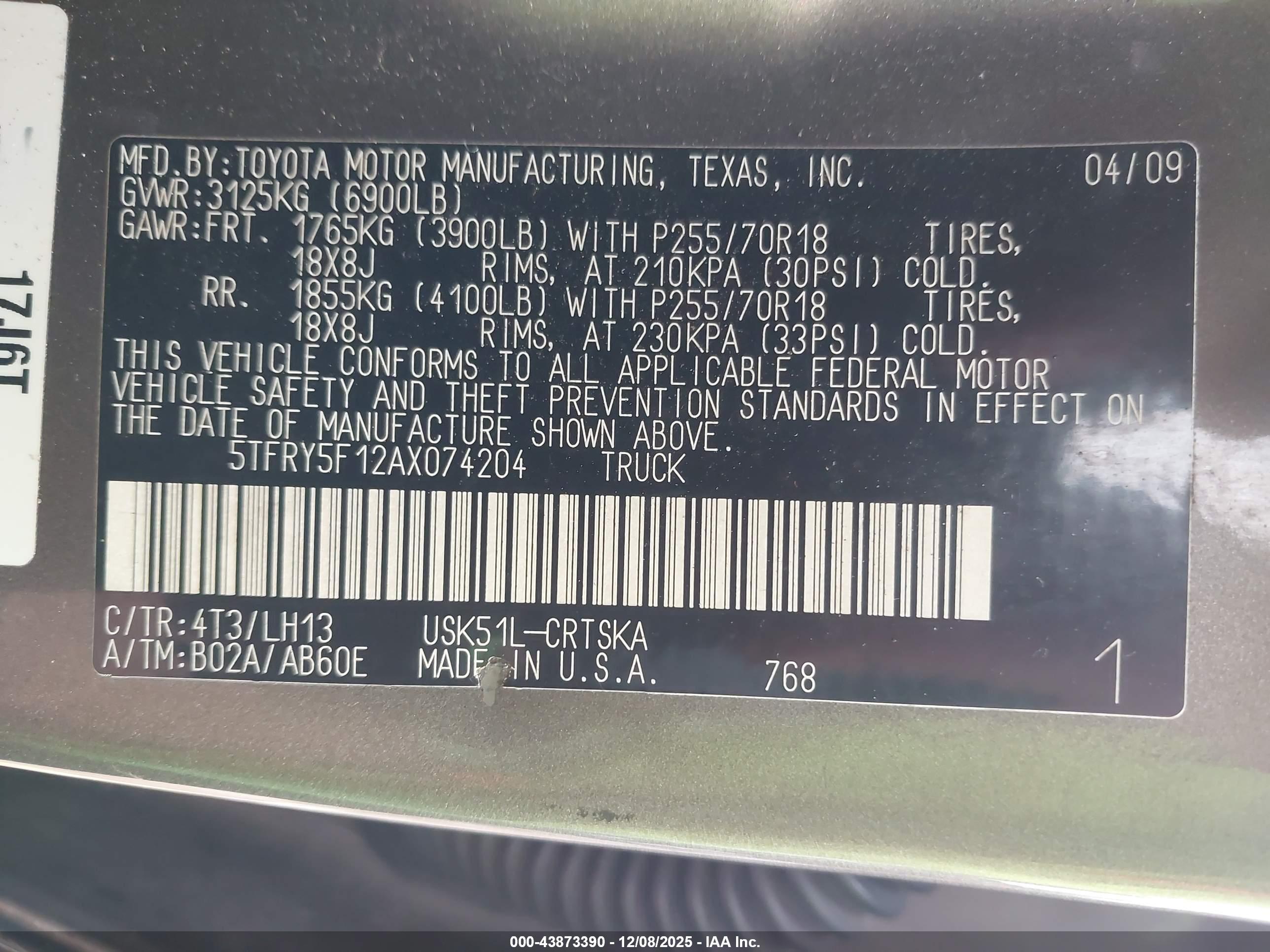 TOYOTA TUNDRA image 9