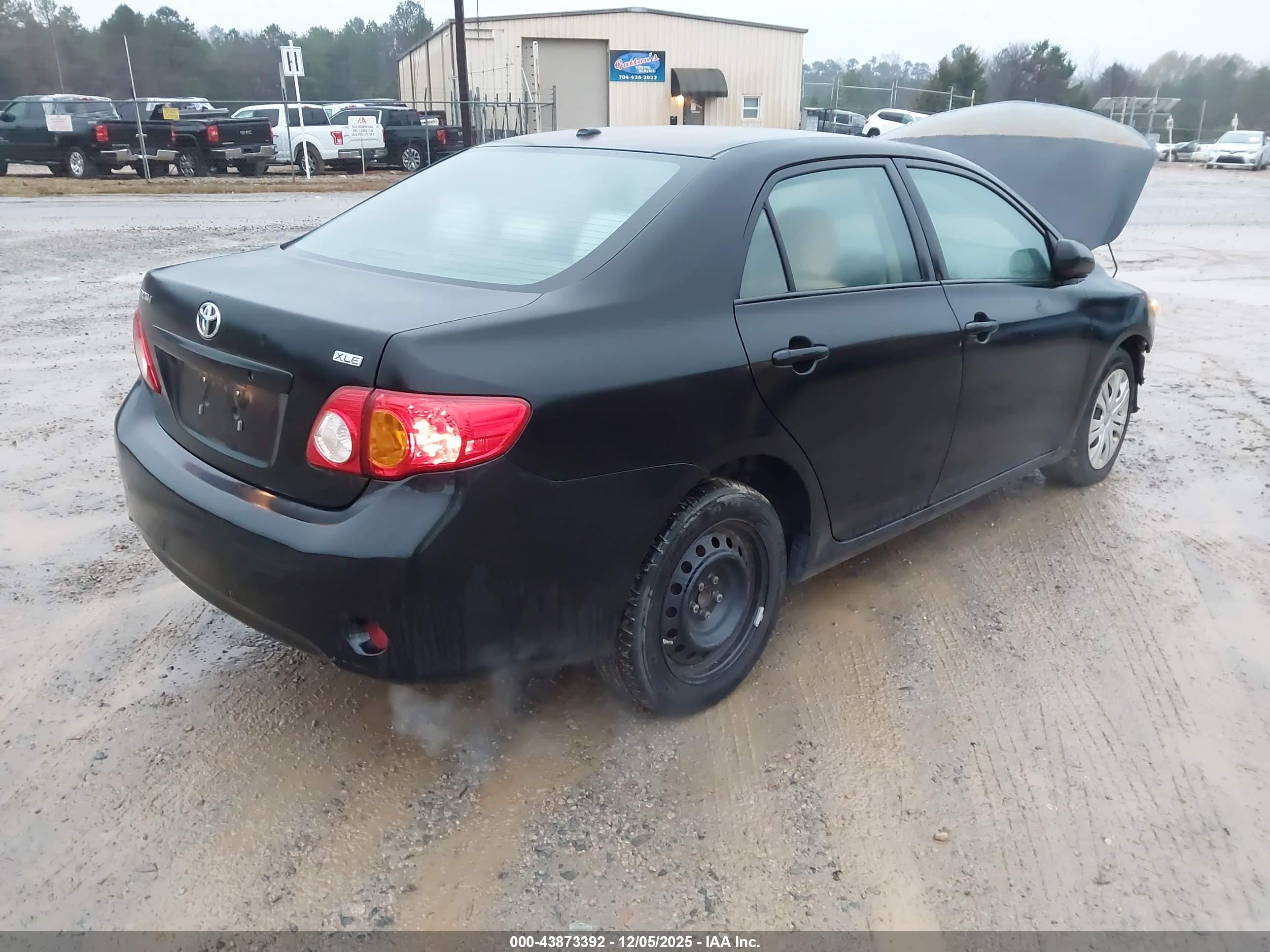 TOYOTA COROLLA image 4