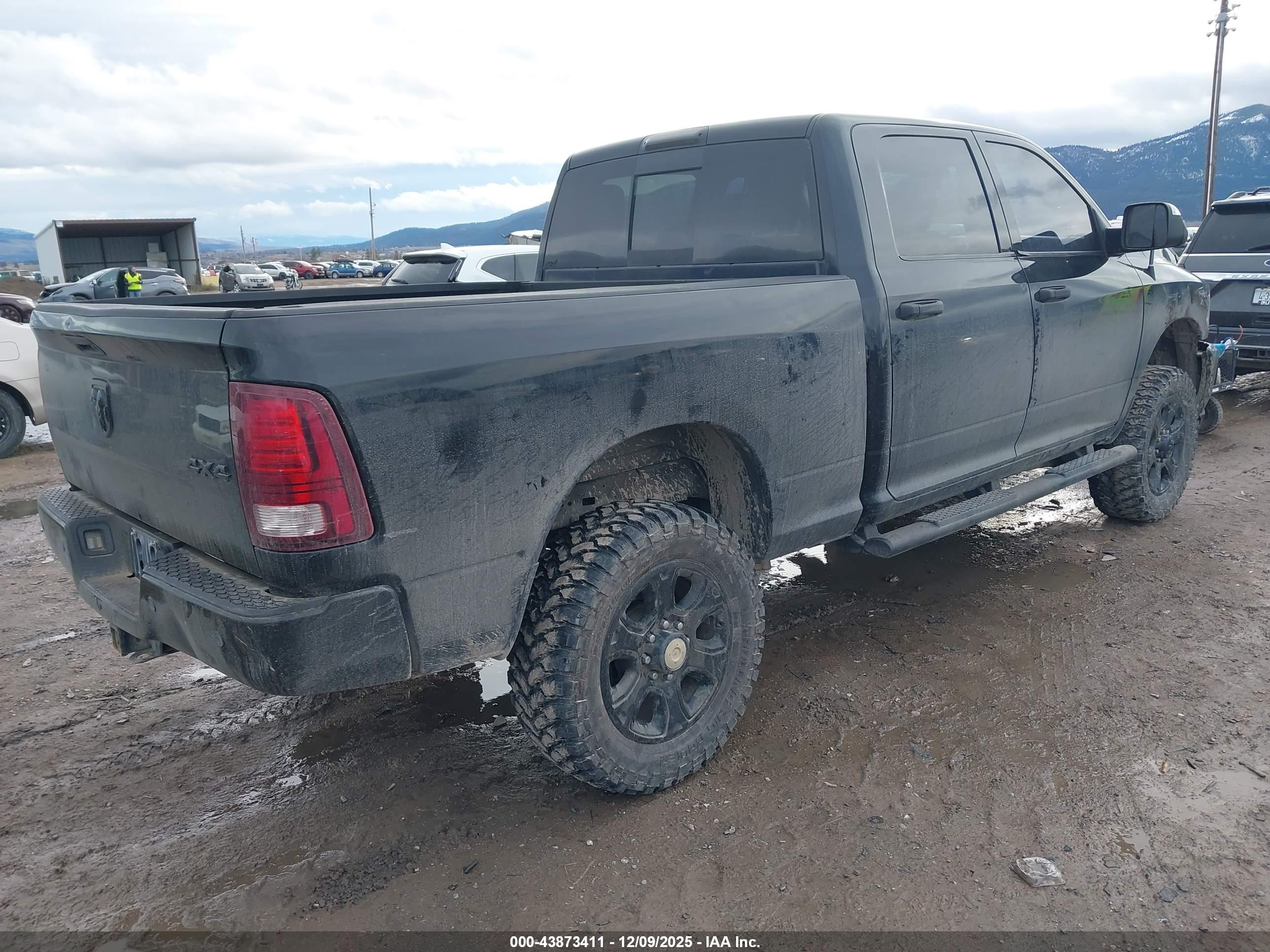 RAM 2500 image 4
