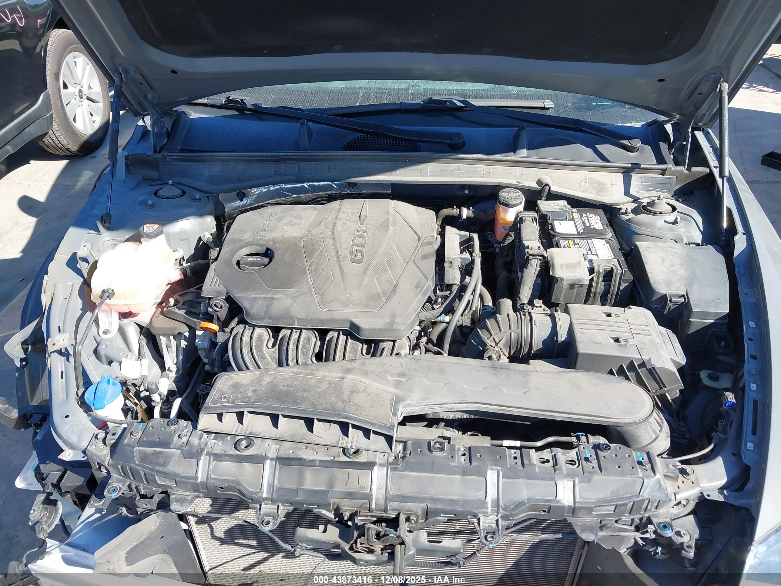 HYUNDAI SONATA image 10