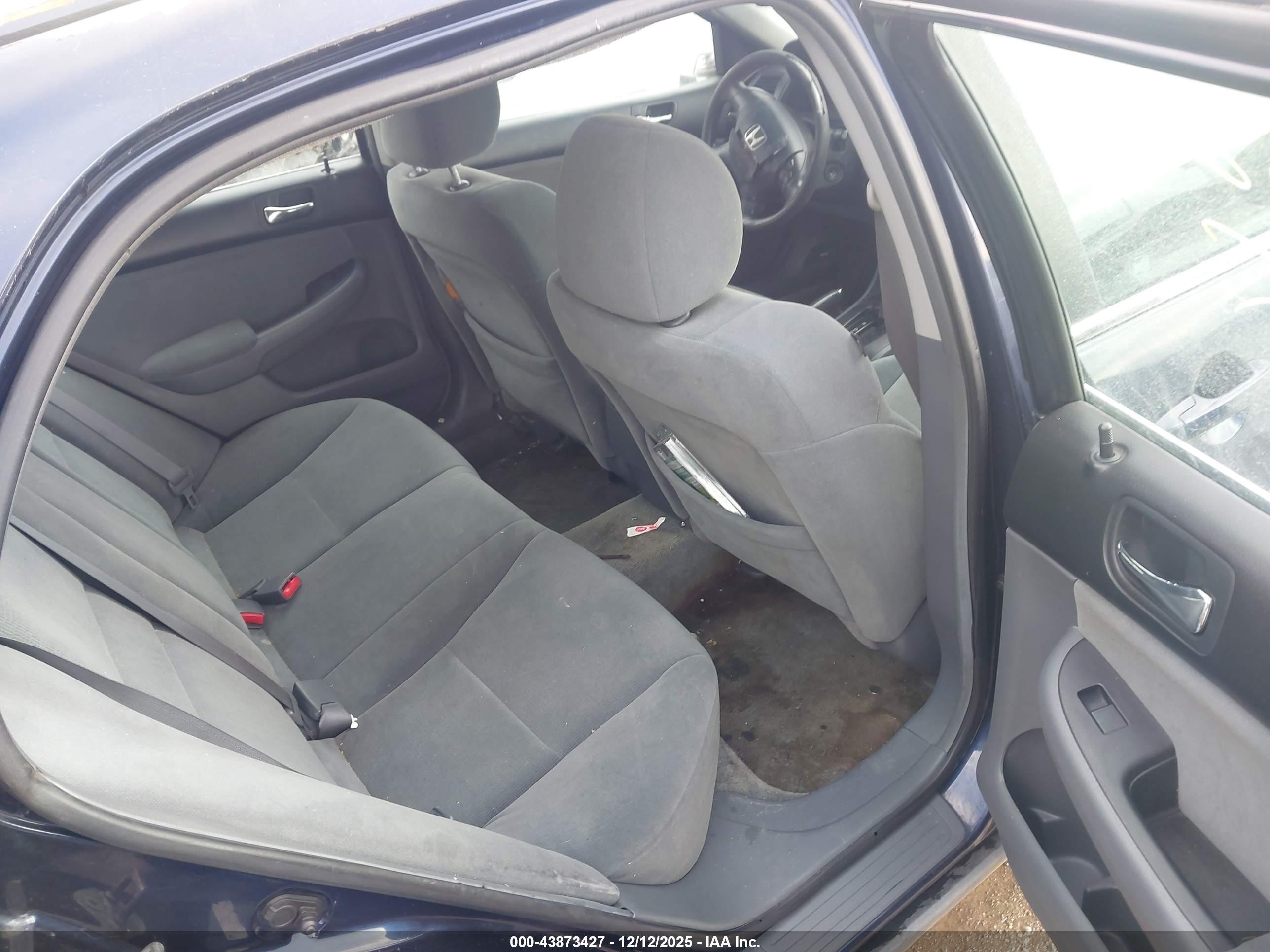 HONDA ACCORD image 8