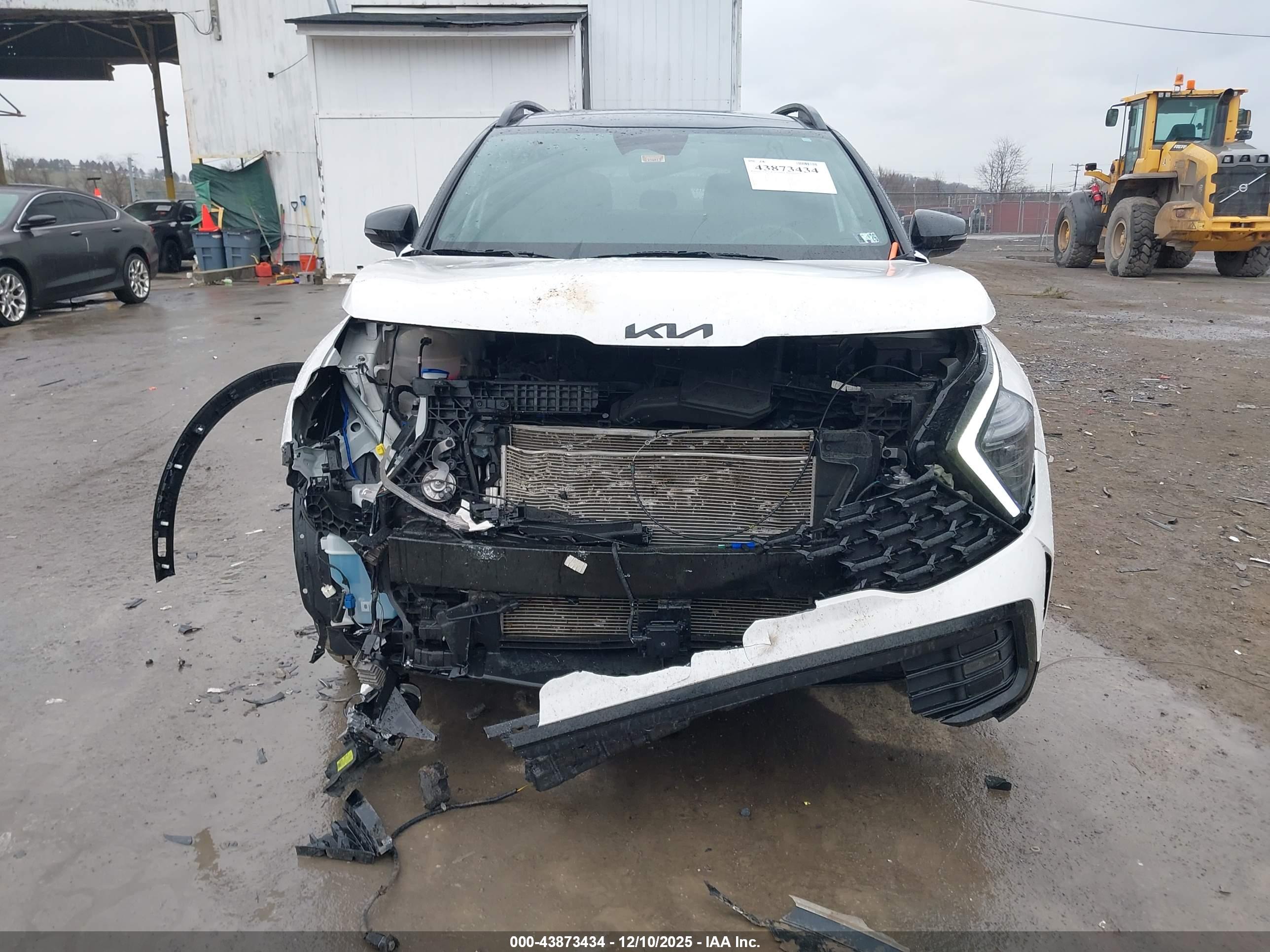 KIA SPORTAGE image 6