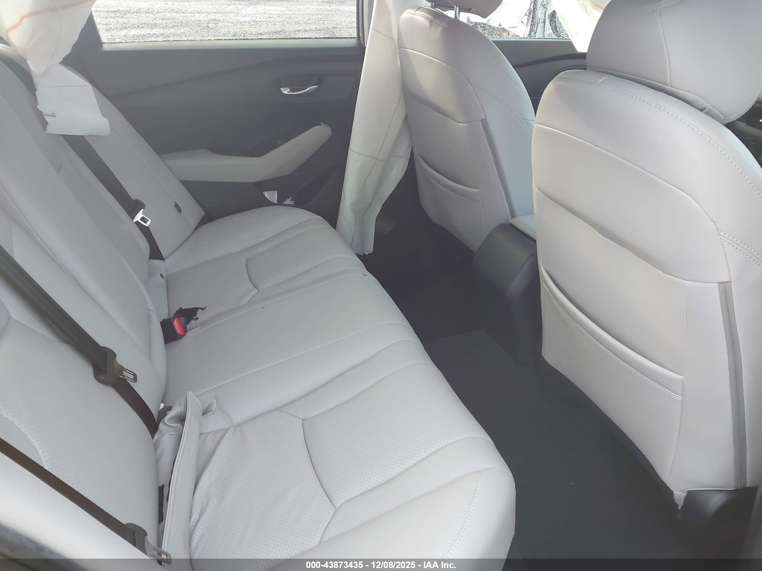 HONDA ACCORD image 8