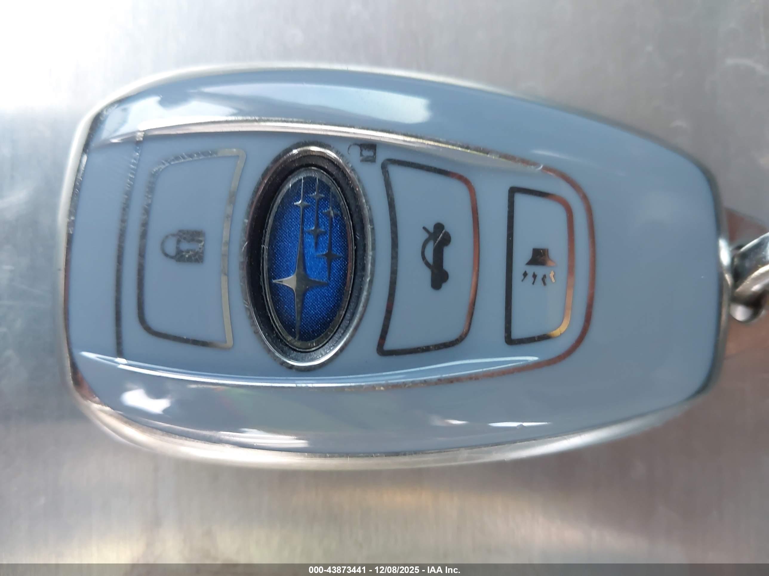 SUBARU OUTBACK image 11