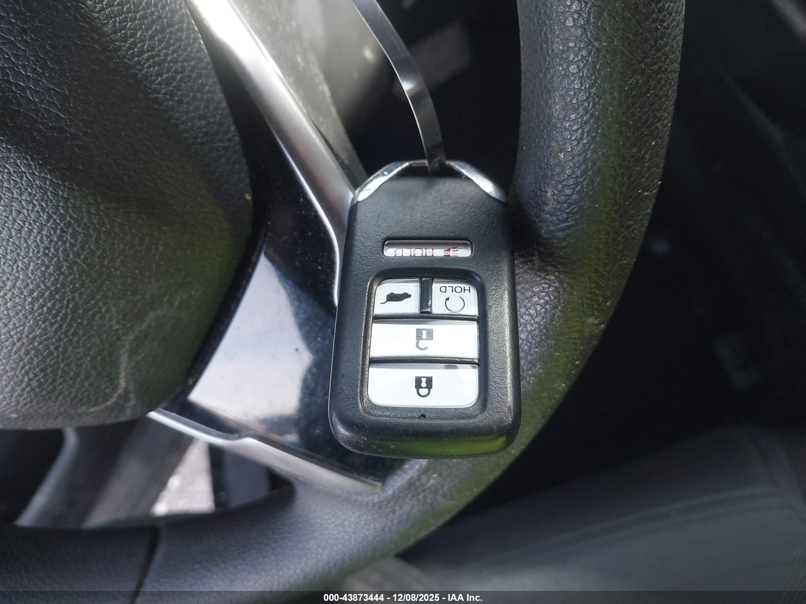 HONDA CR-V image 11