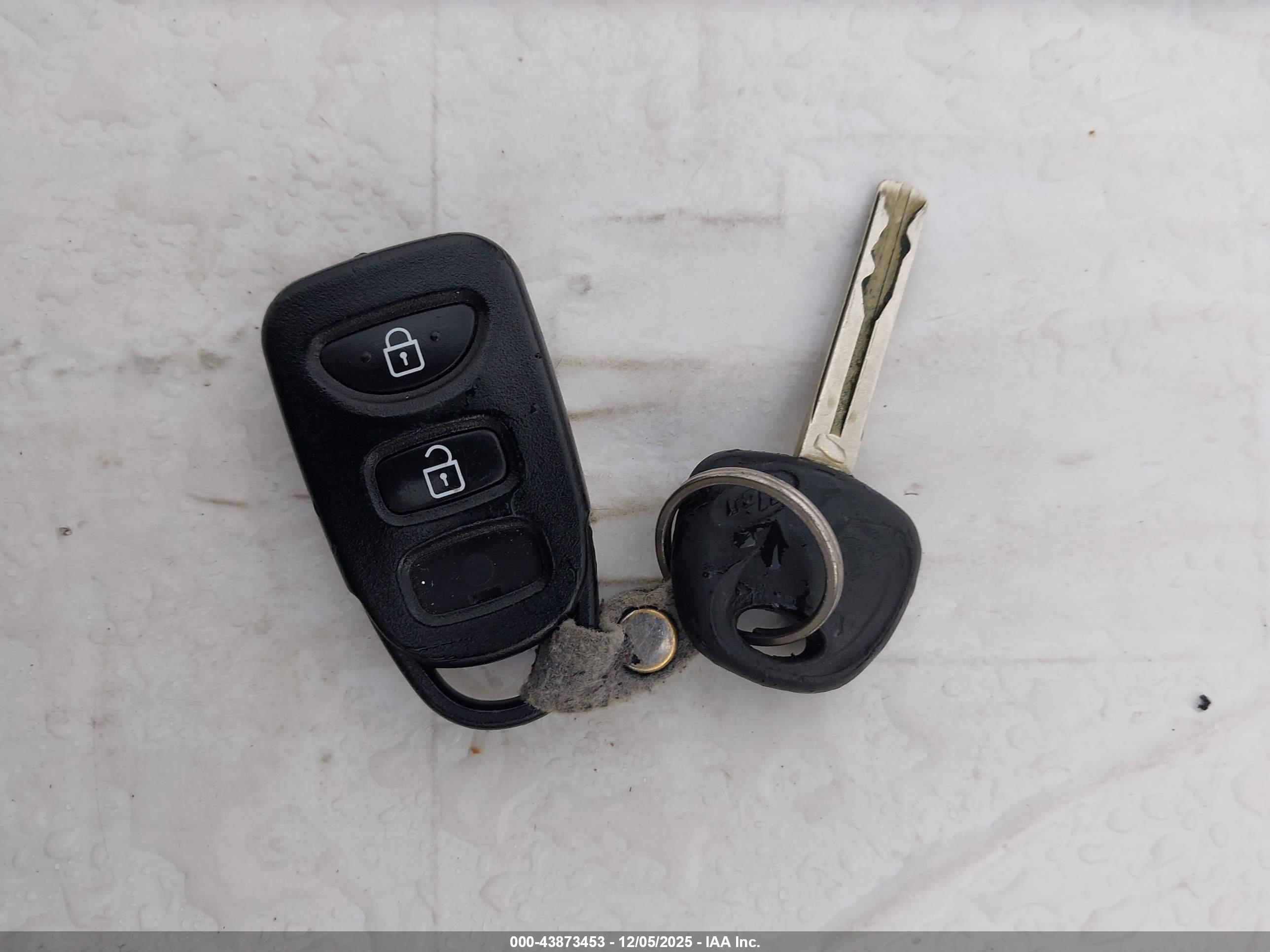 HYUNDAI SONATA image 11