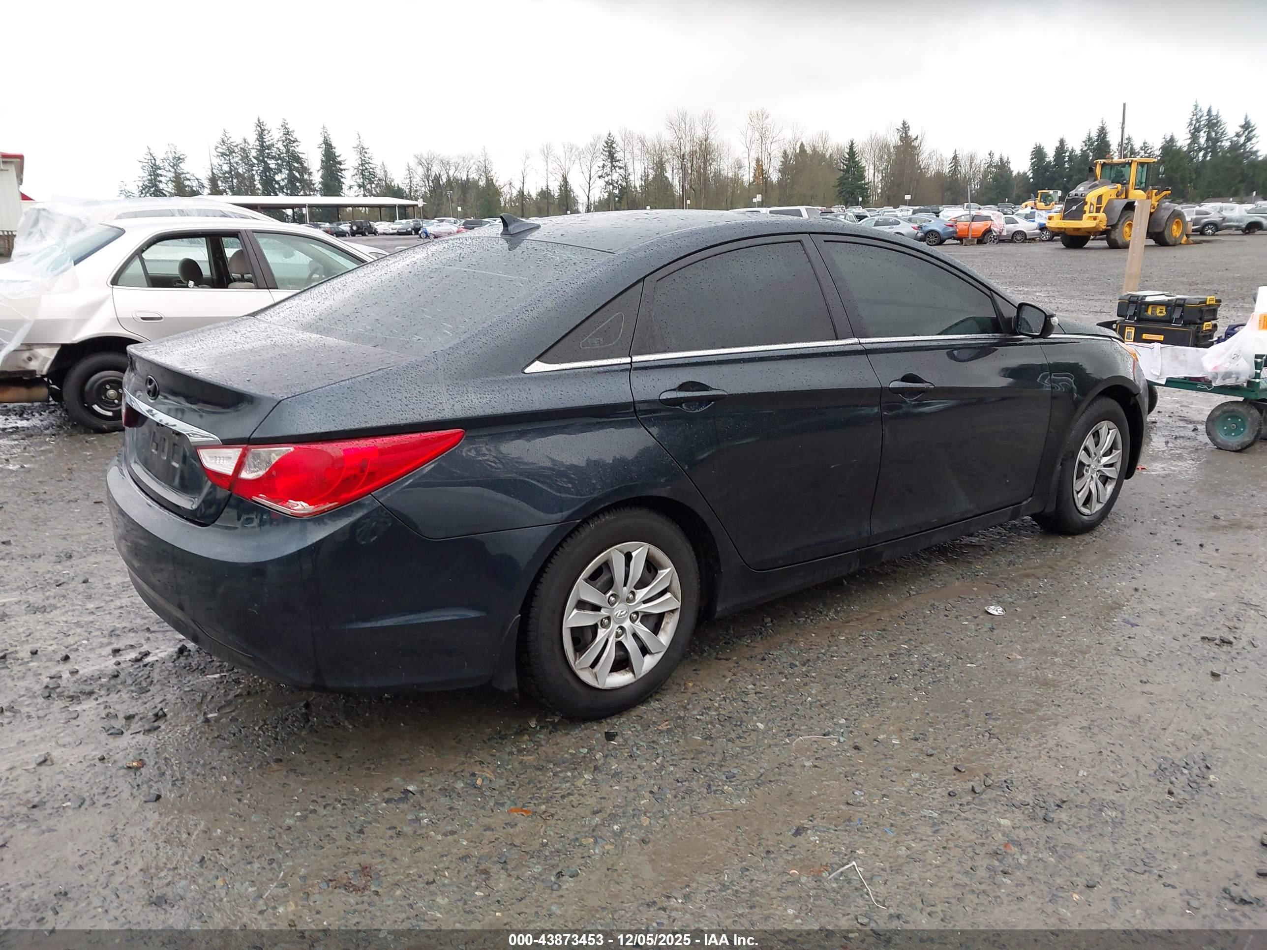 HYUNDAI SONATA image 4