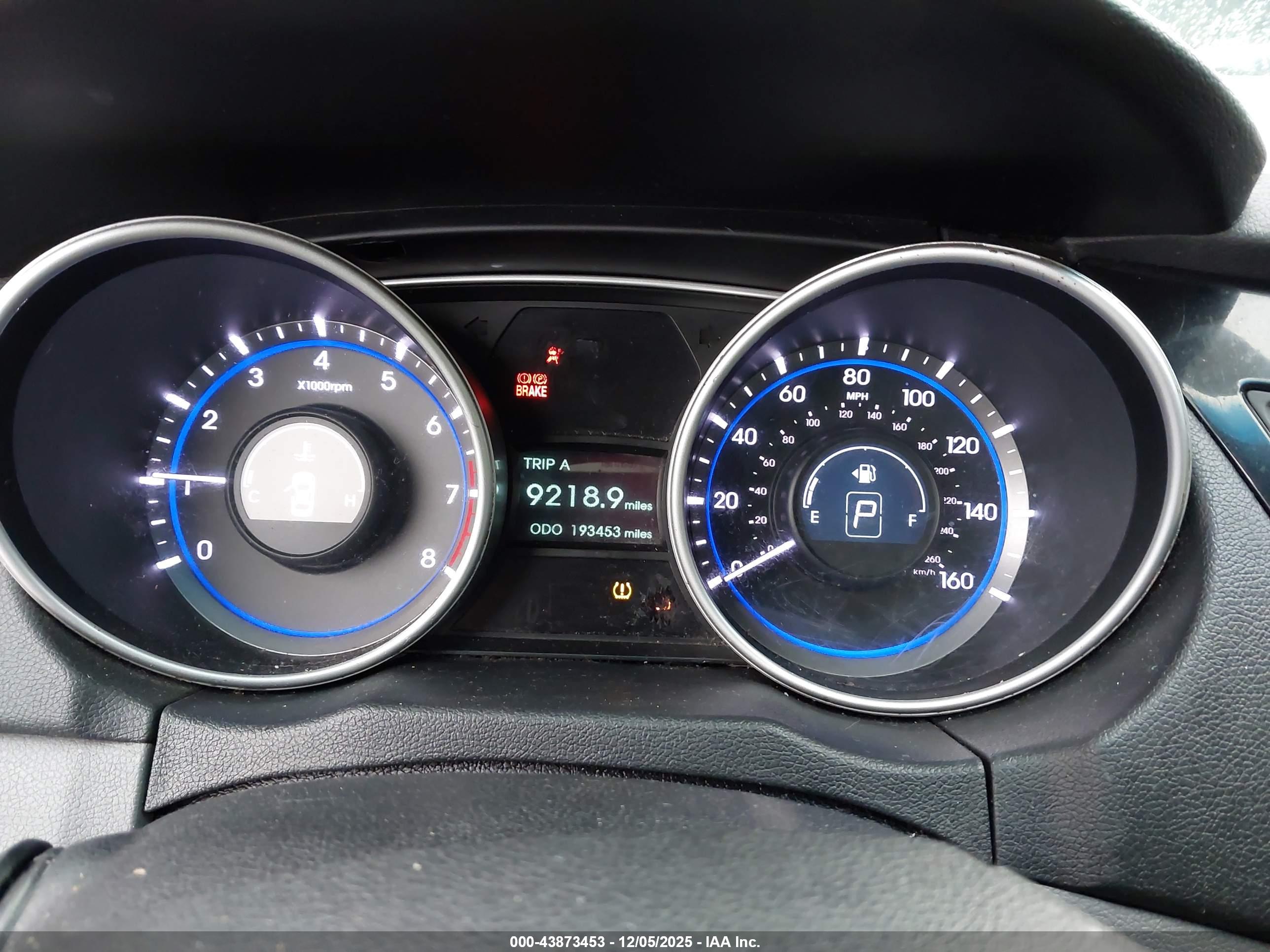 HYUNDAI SONATA image 7