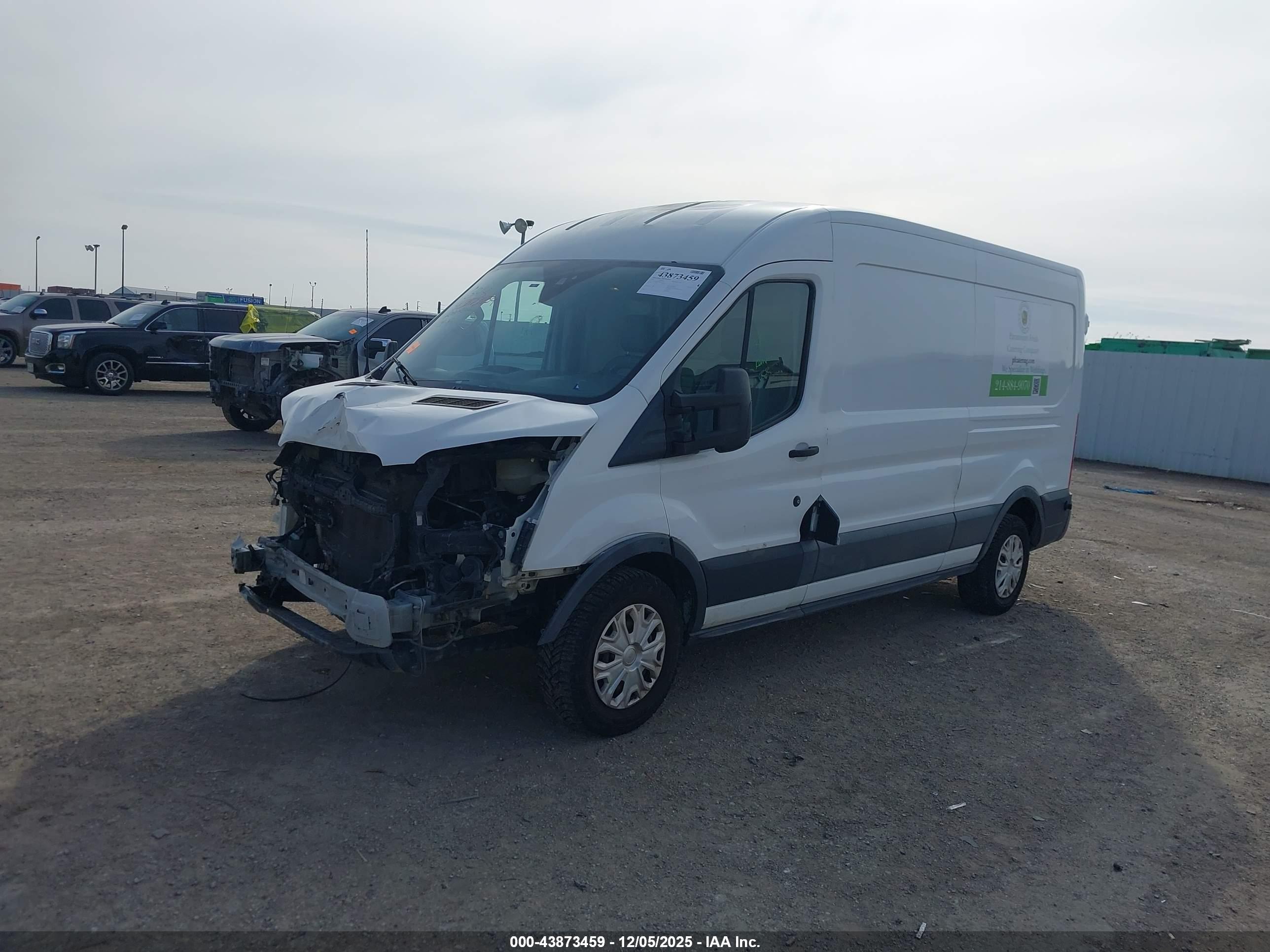 FORD TRANSIT-250 image 2