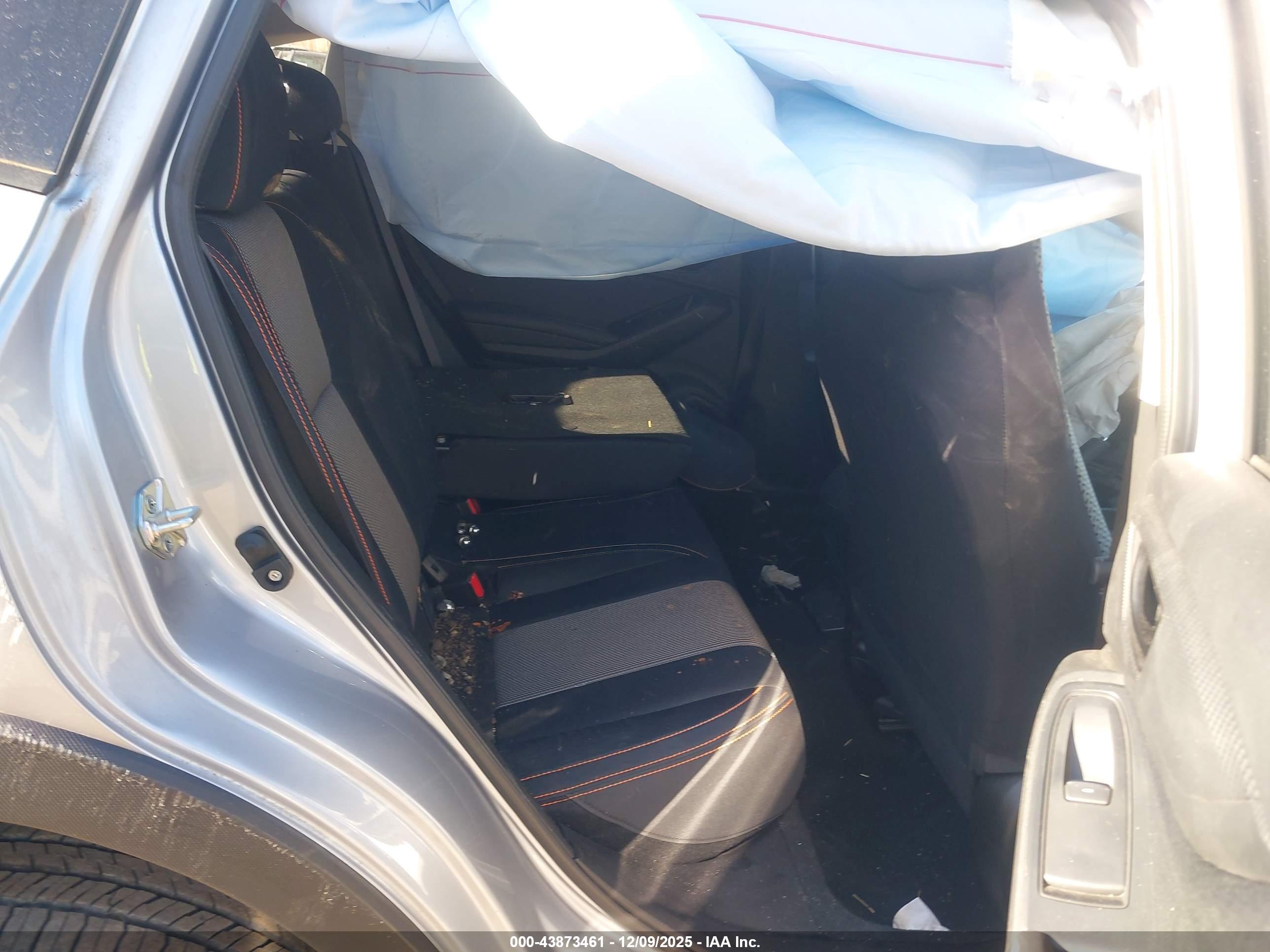 SUBARU CROSSTREK image 8