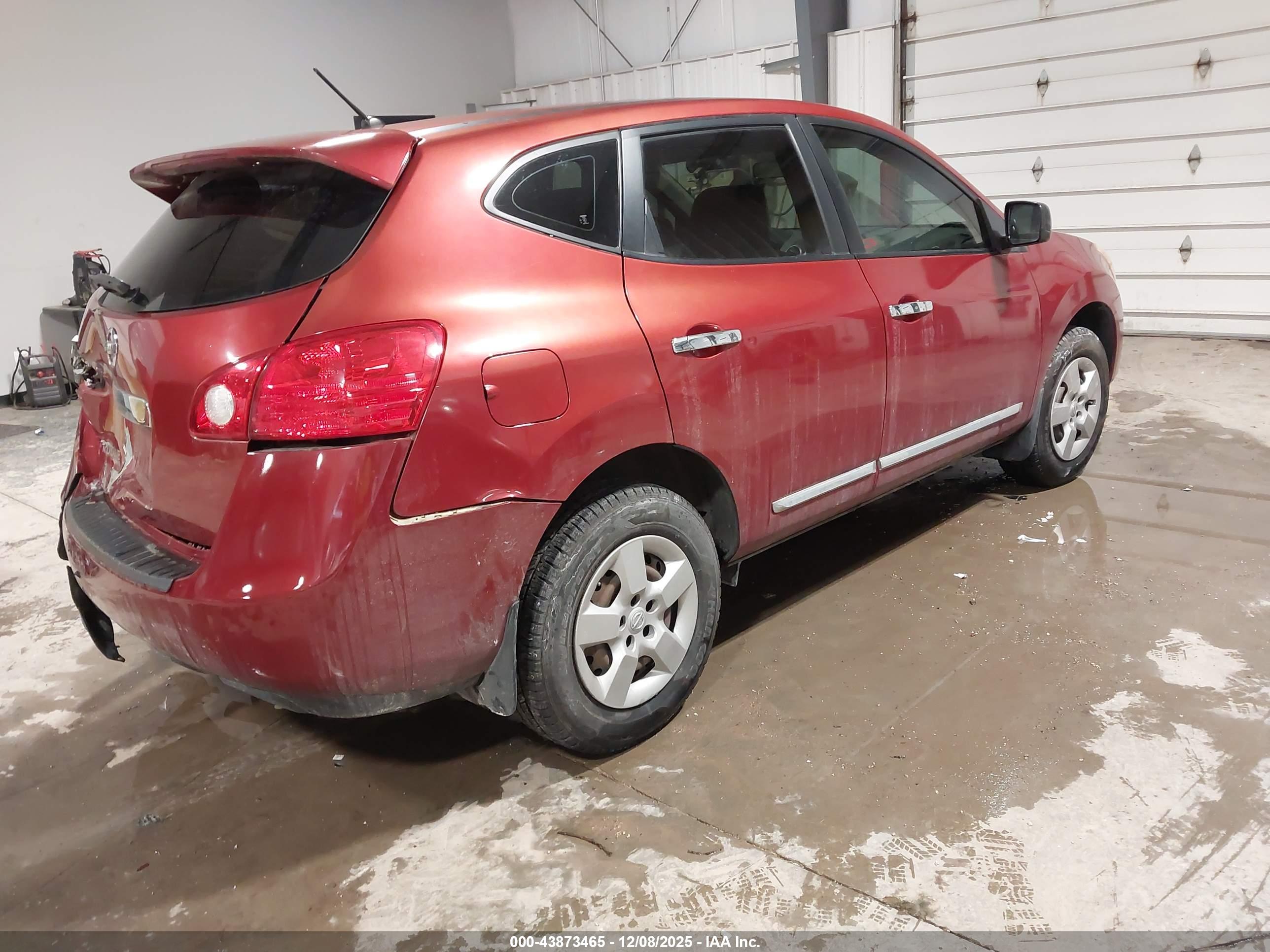 NISSAN ROGUE image 4