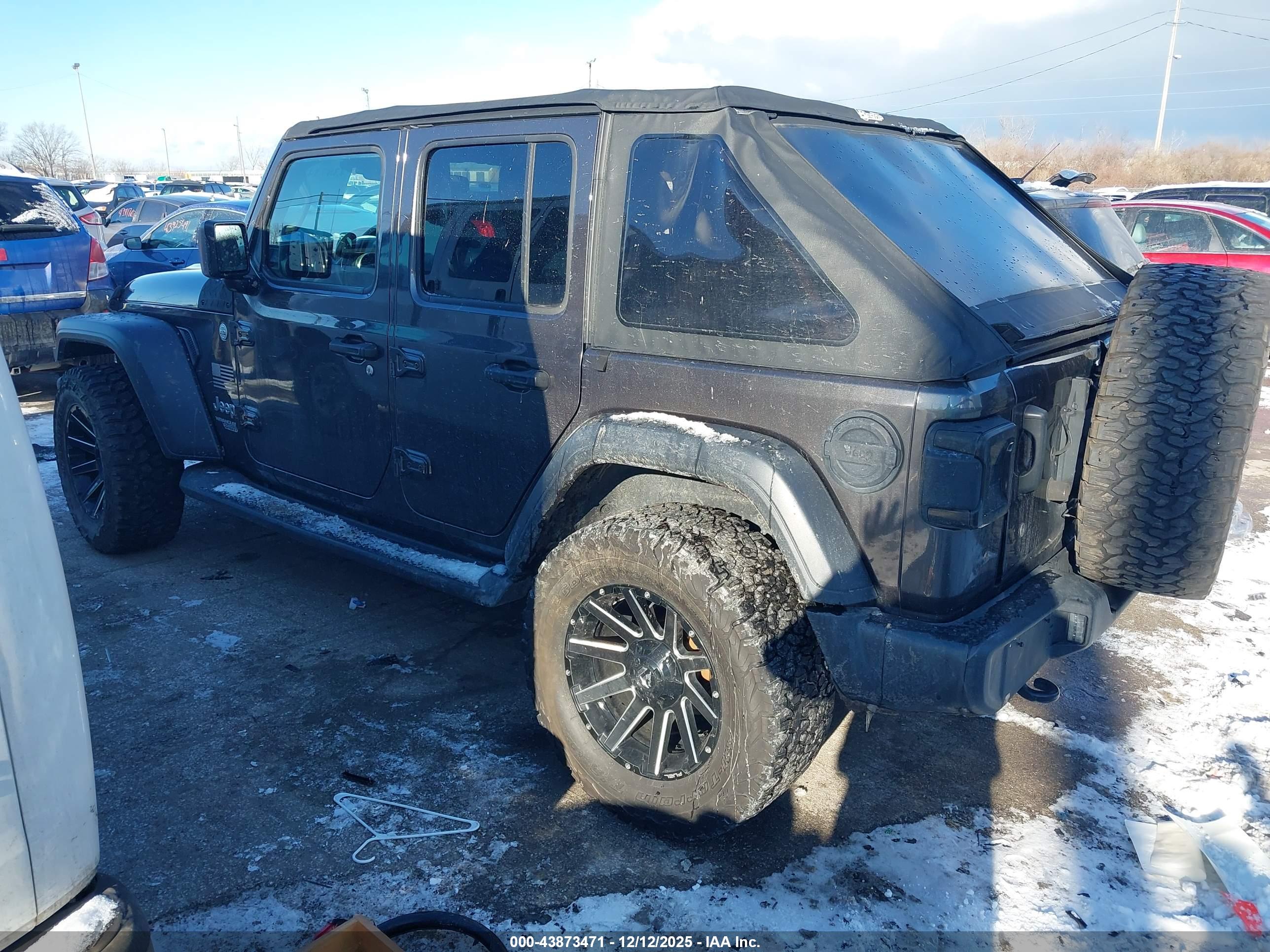 JEEP WRANGLER image 3
