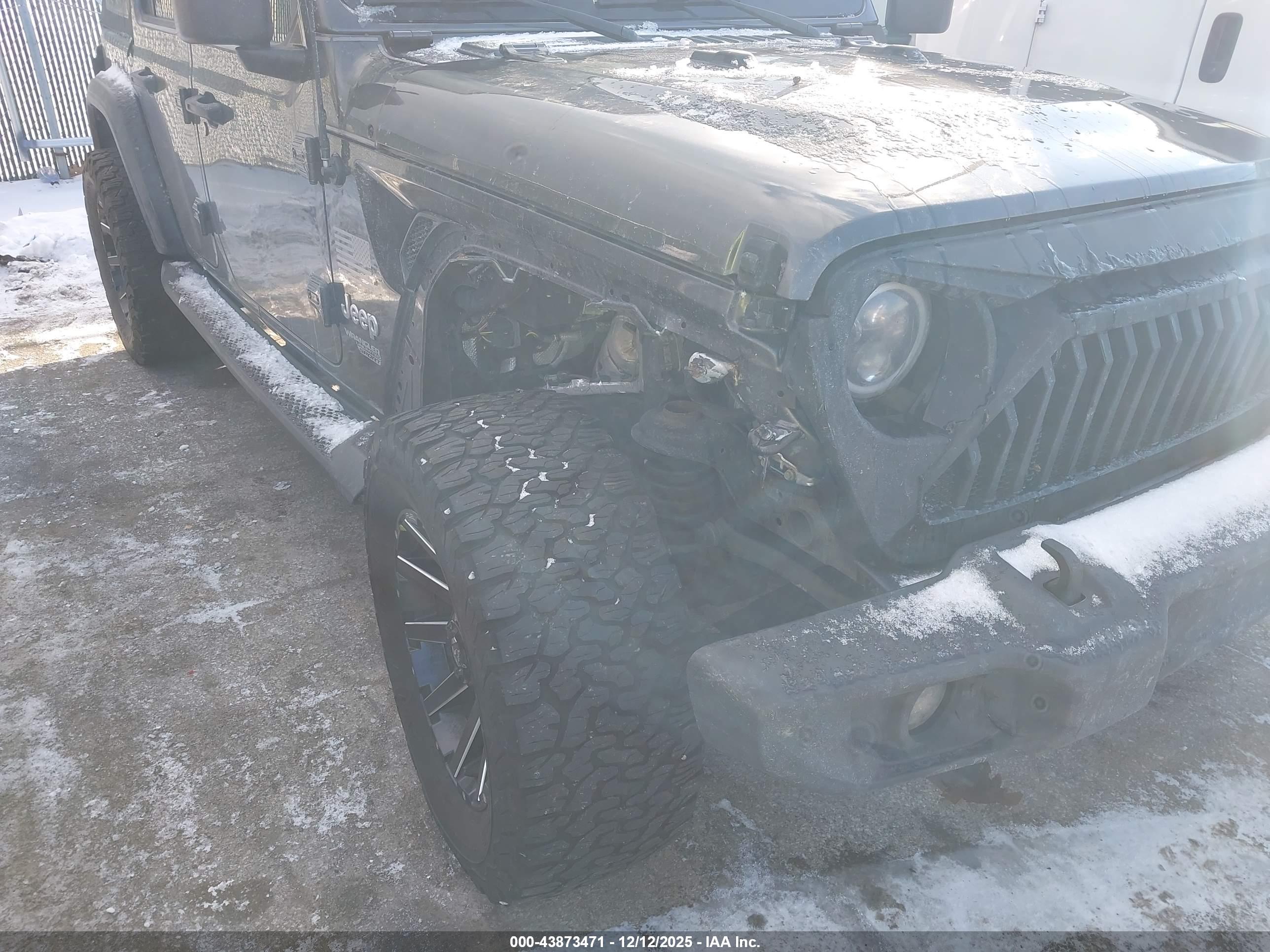 JEEP WRANGLER image 6