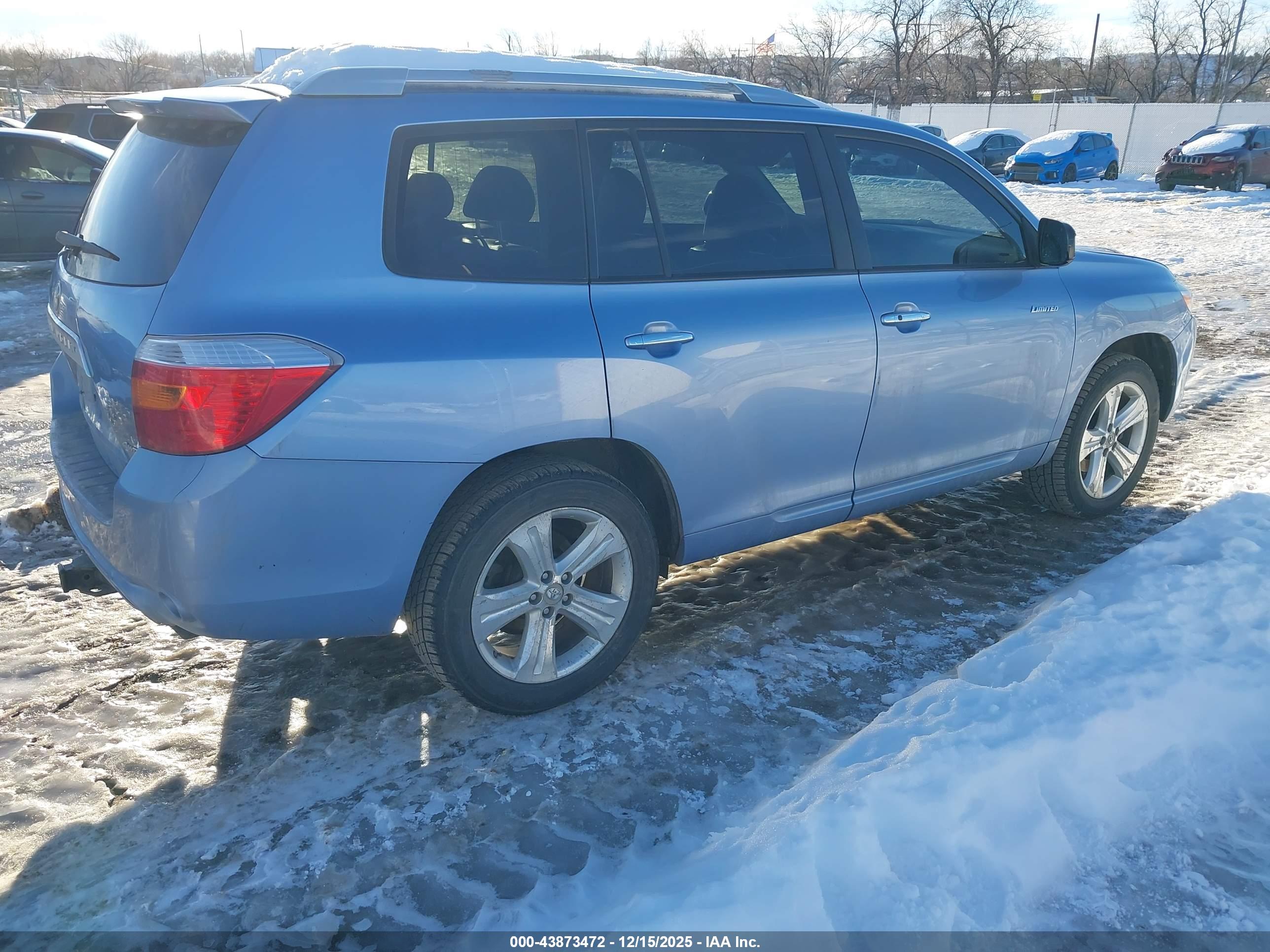 TOYOTA HIGHLANDER image 4