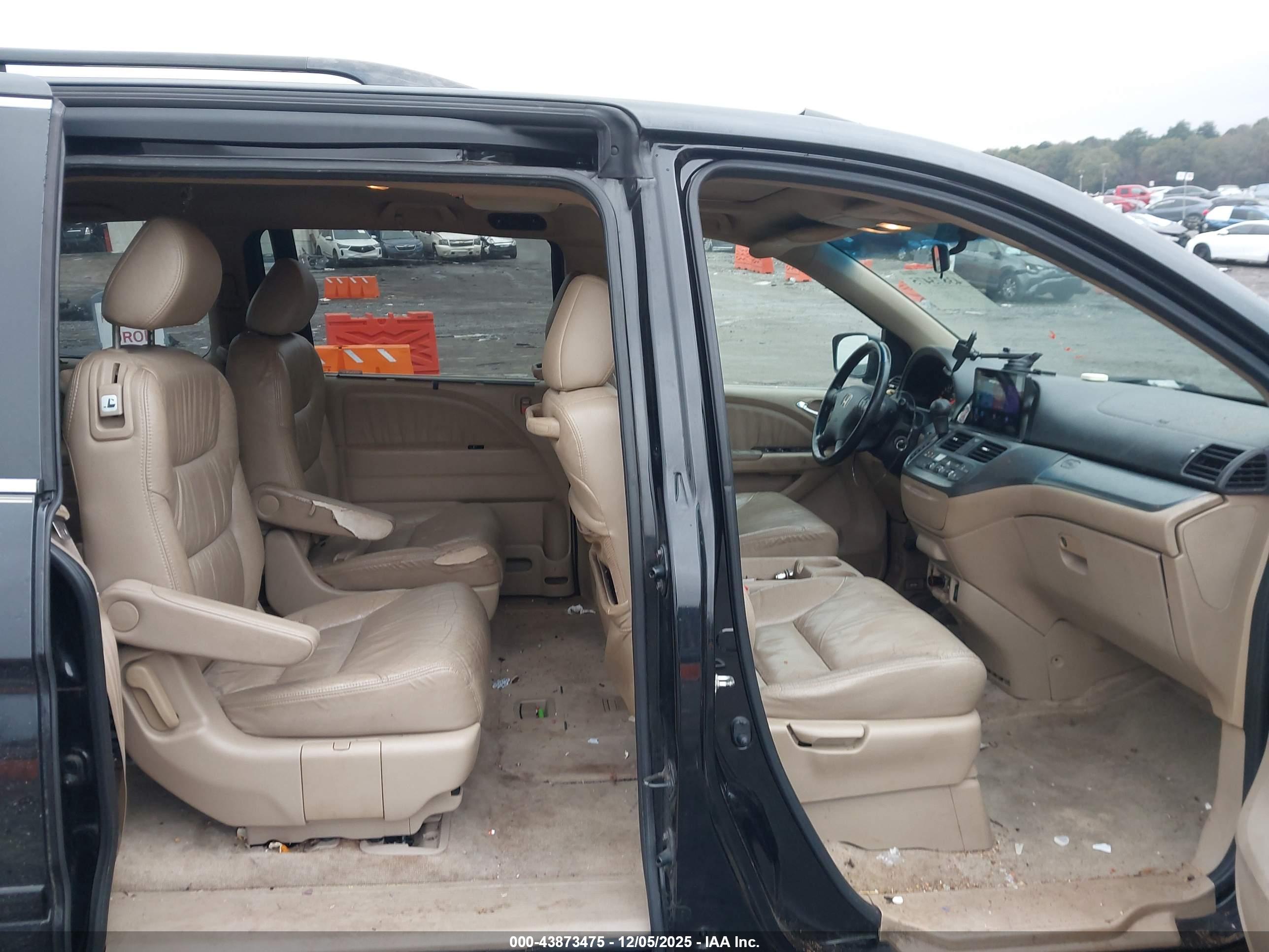 HONDA ODYSSEY image 8