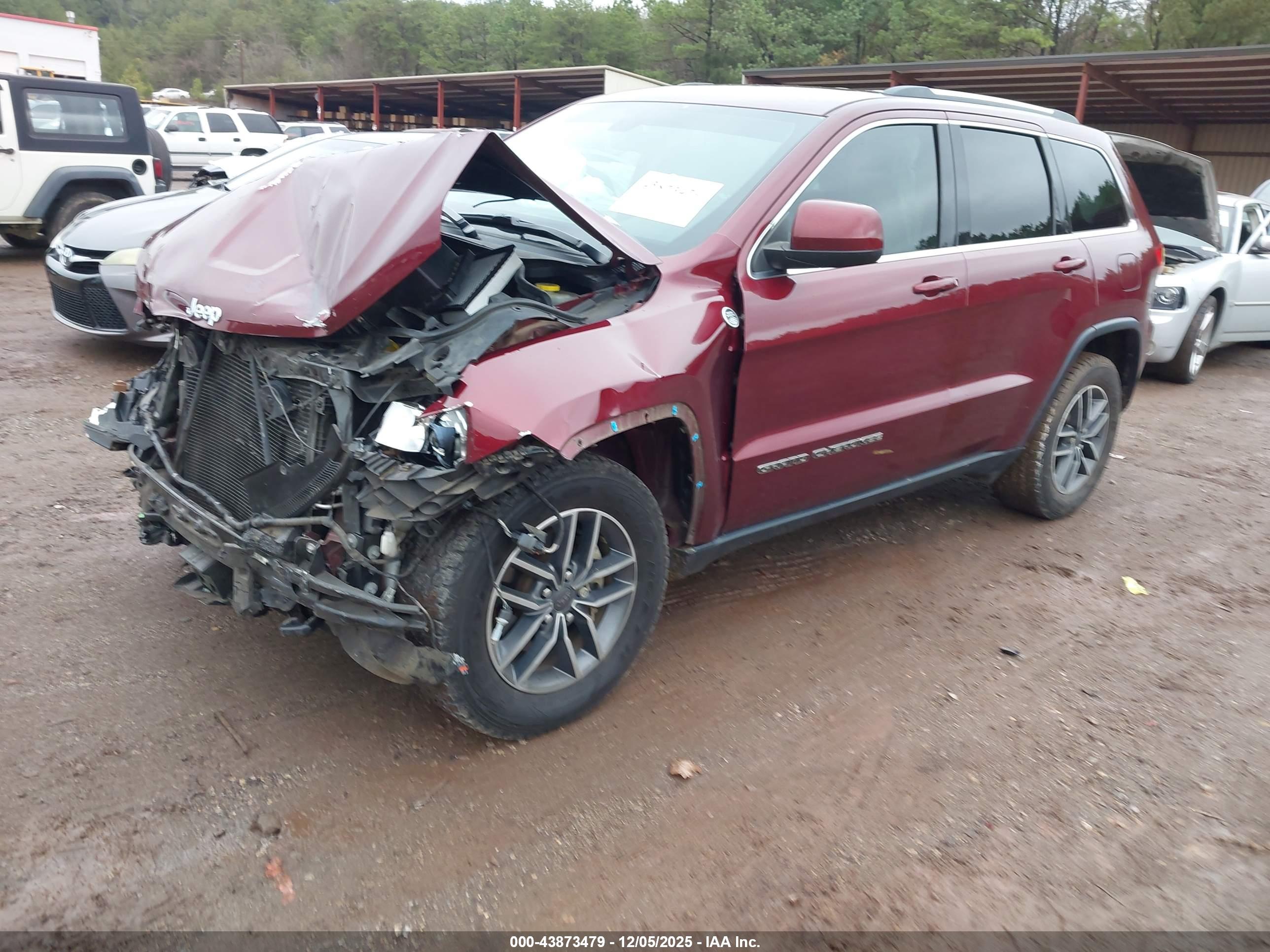 JEEP GRAND image 2