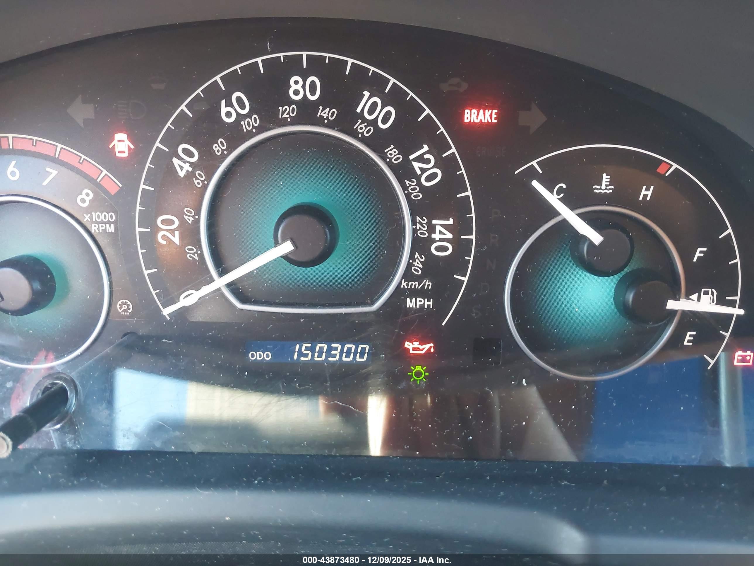 TOYOTA CAMRY image 7