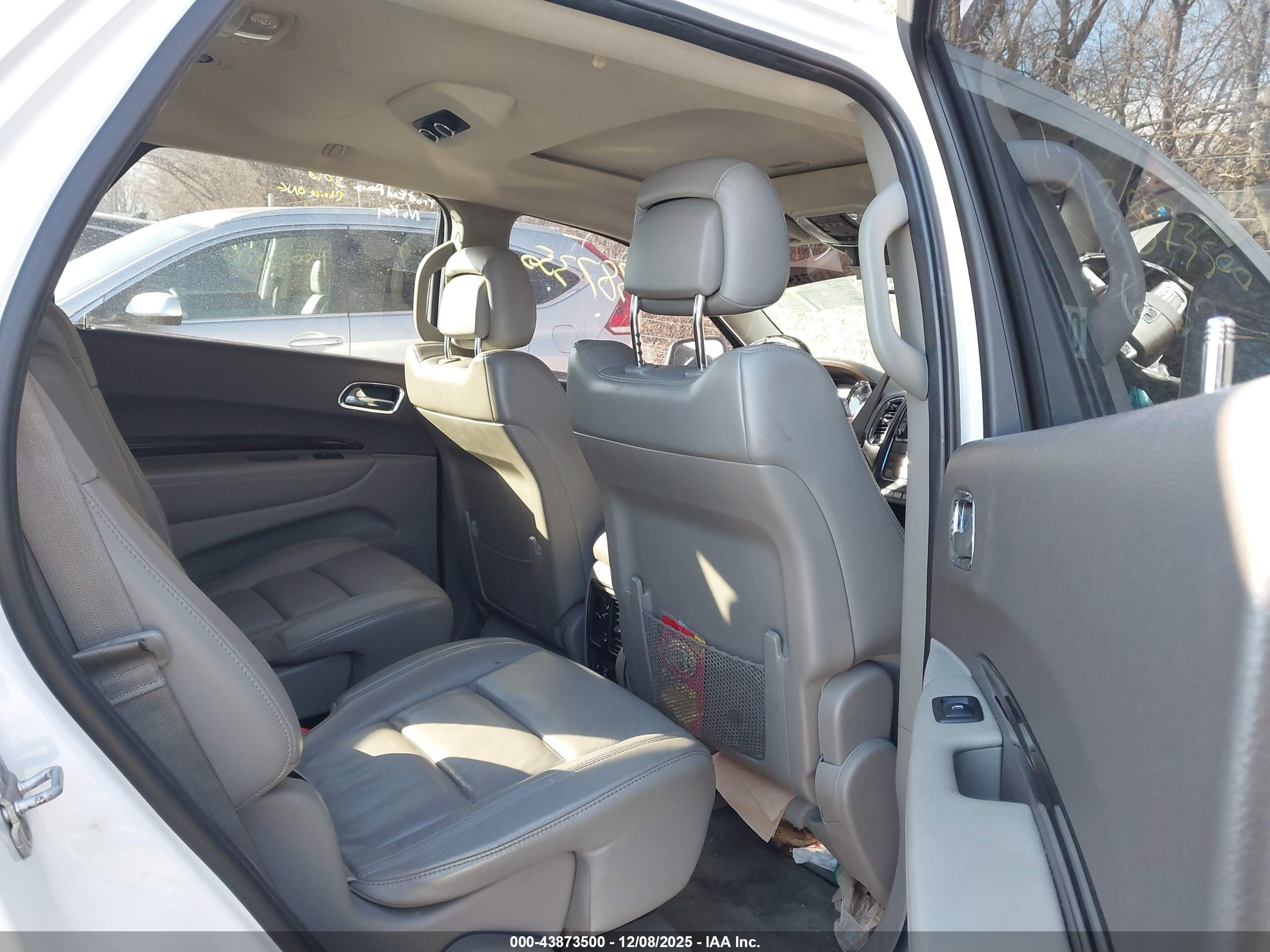 DODGE DURANGO image 8