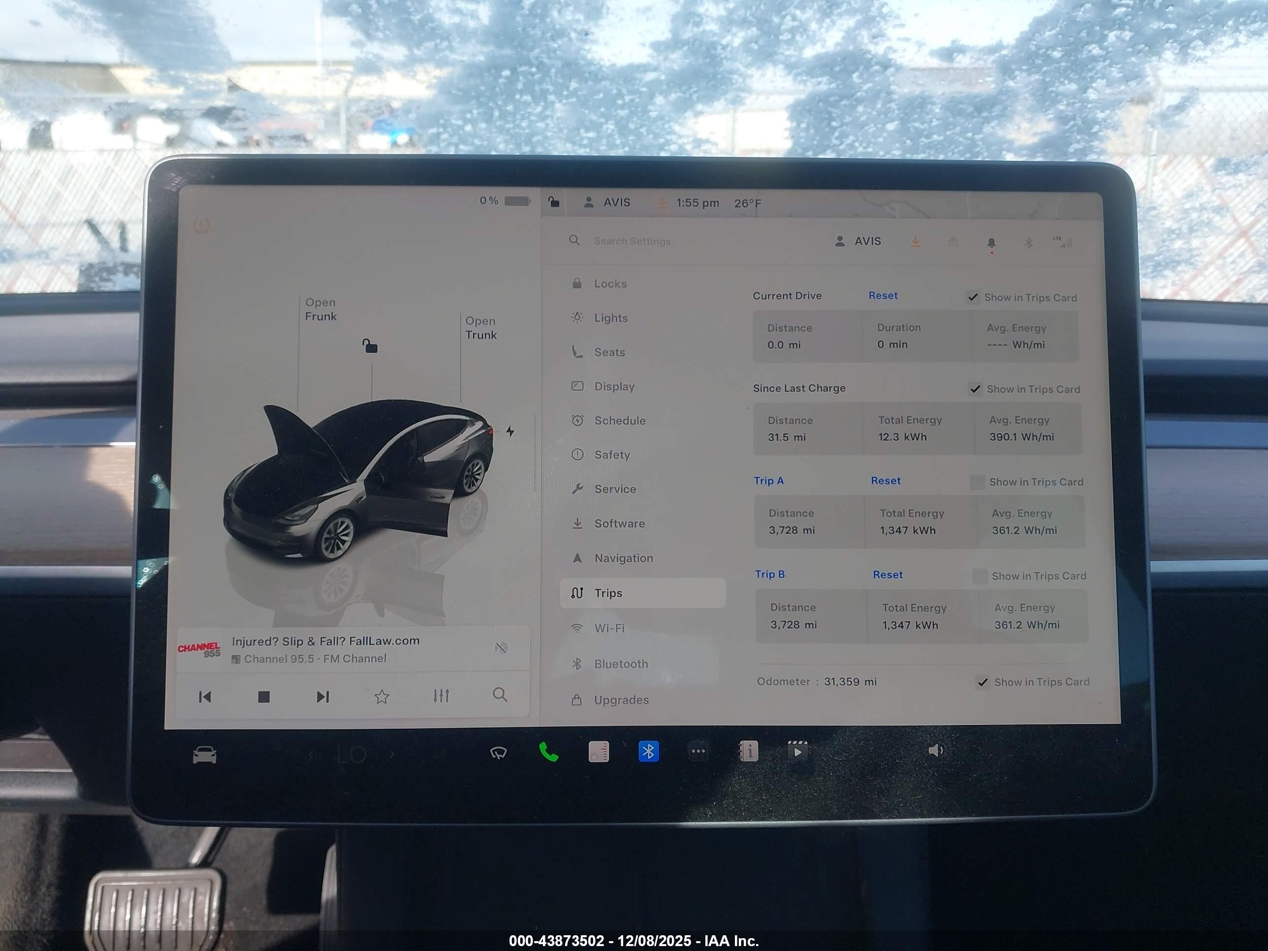 TESLA MODEL image 7