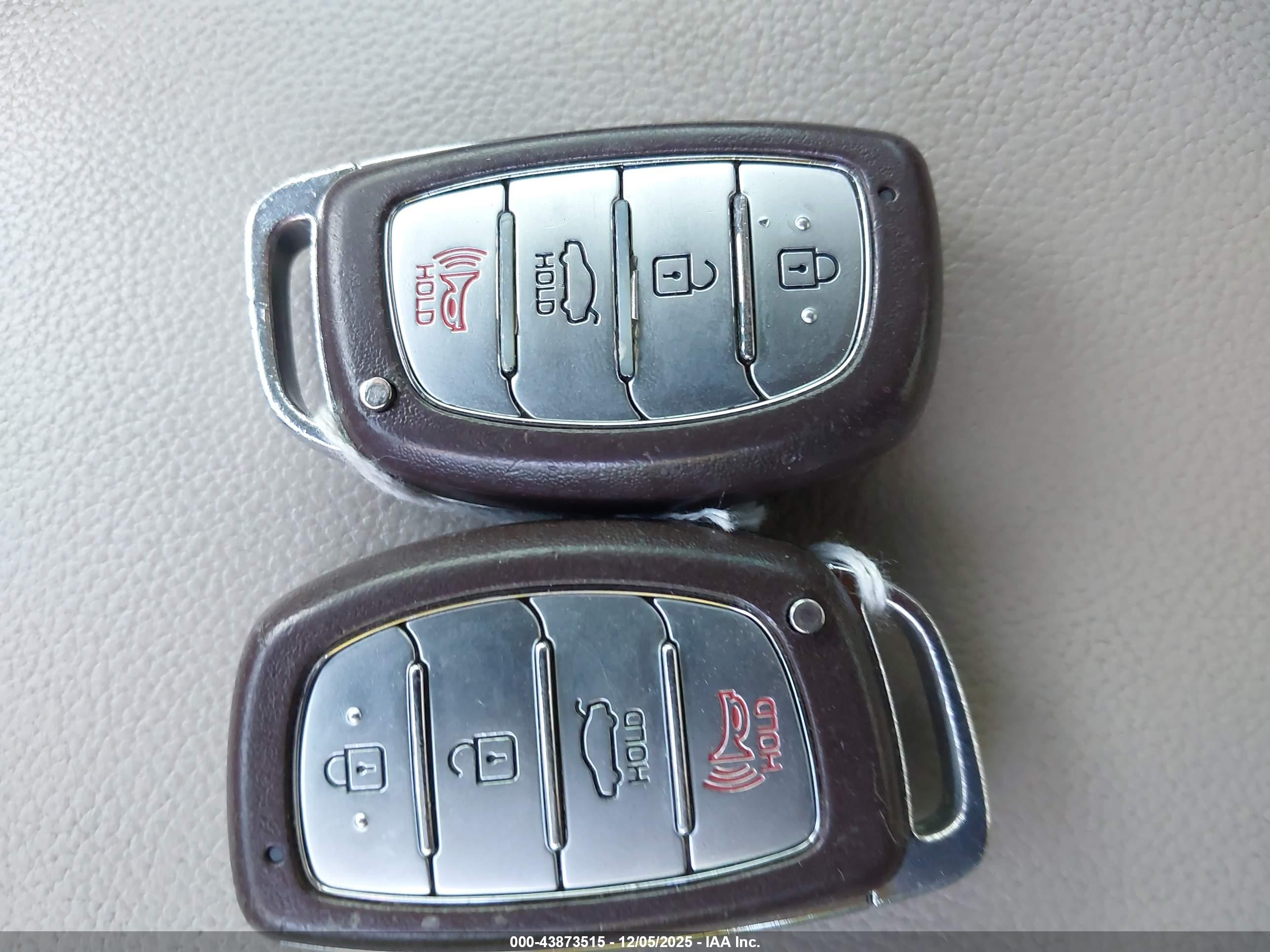 HYUNDAI ELANTRA image 11