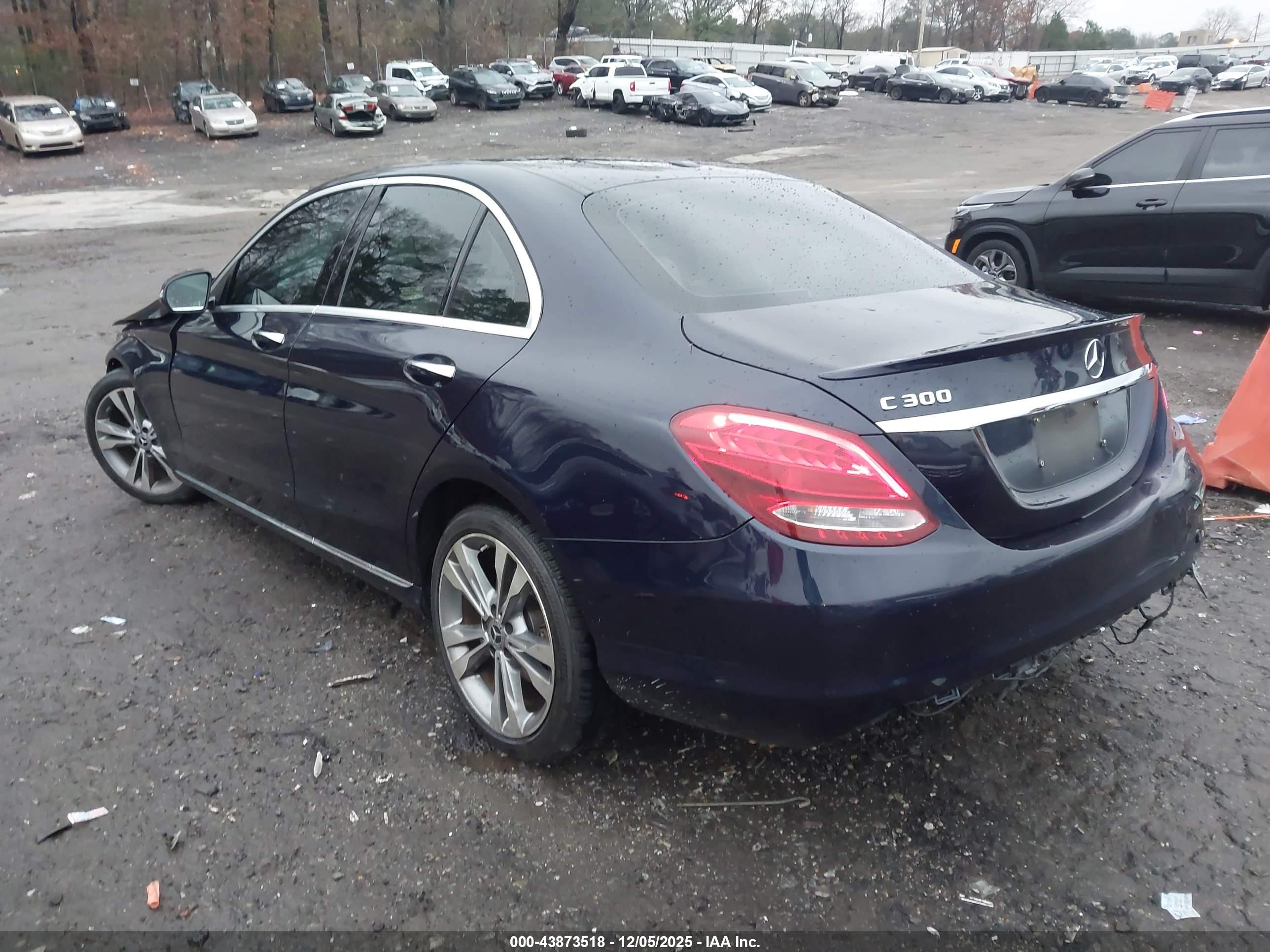 MERCEDES-BENZ C image 3