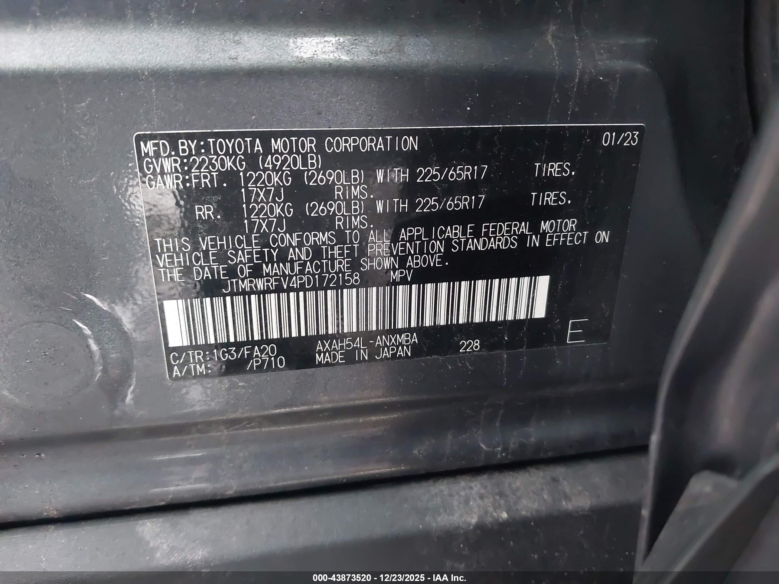 TOYOTA RAV4 image 9