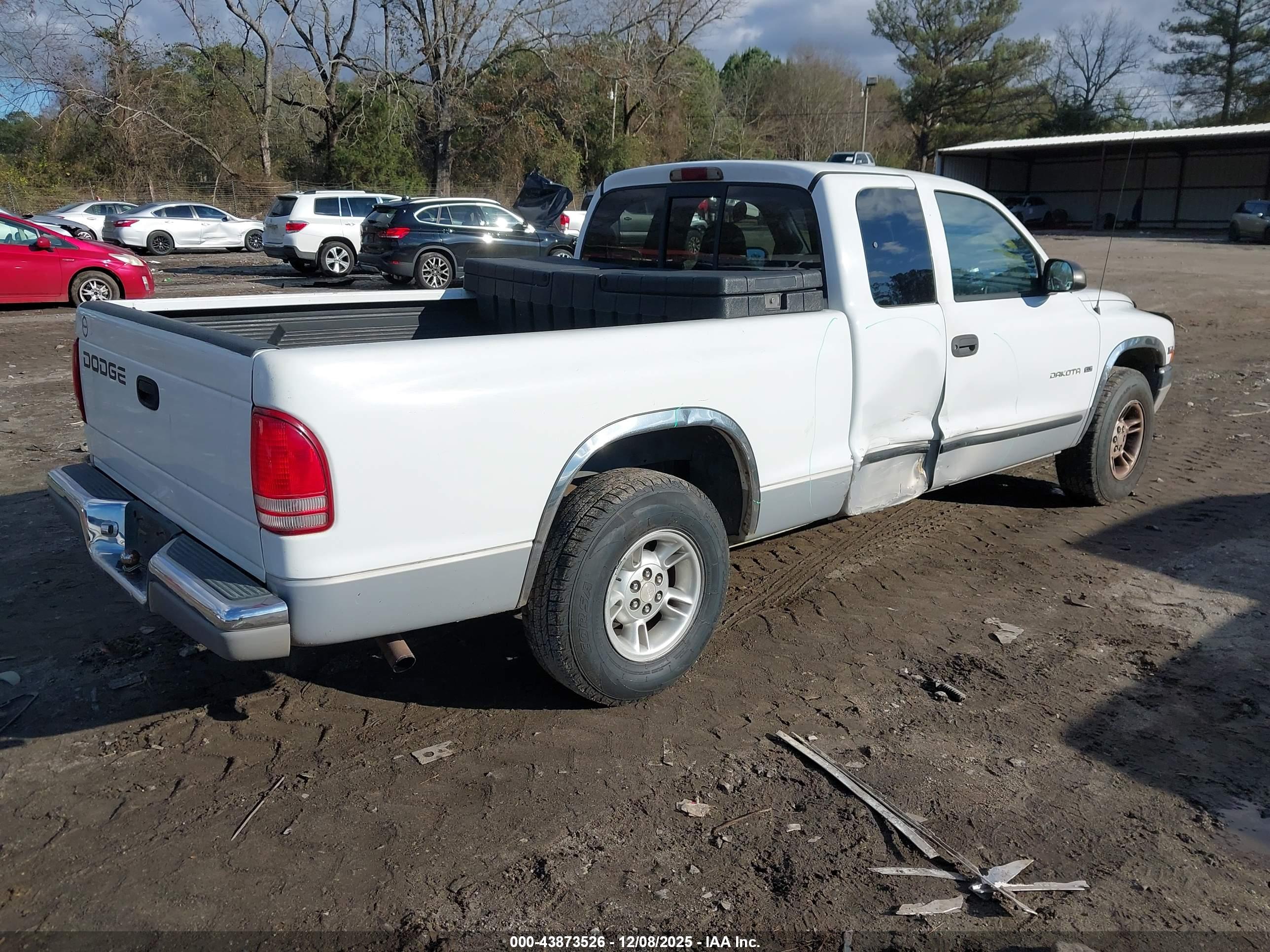 DODGE DAKOTA image 4