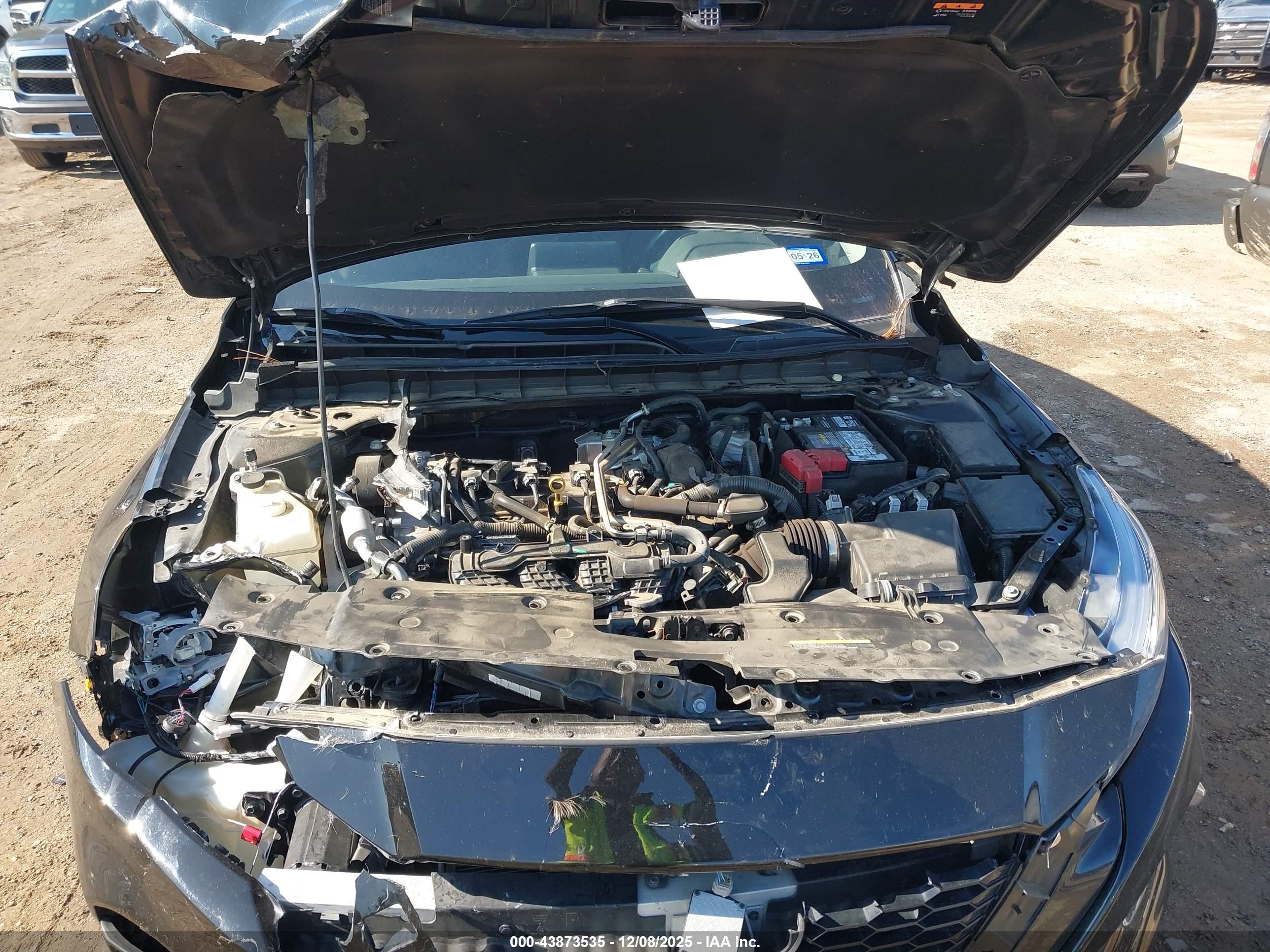 NISSAN ALTIMA image 10