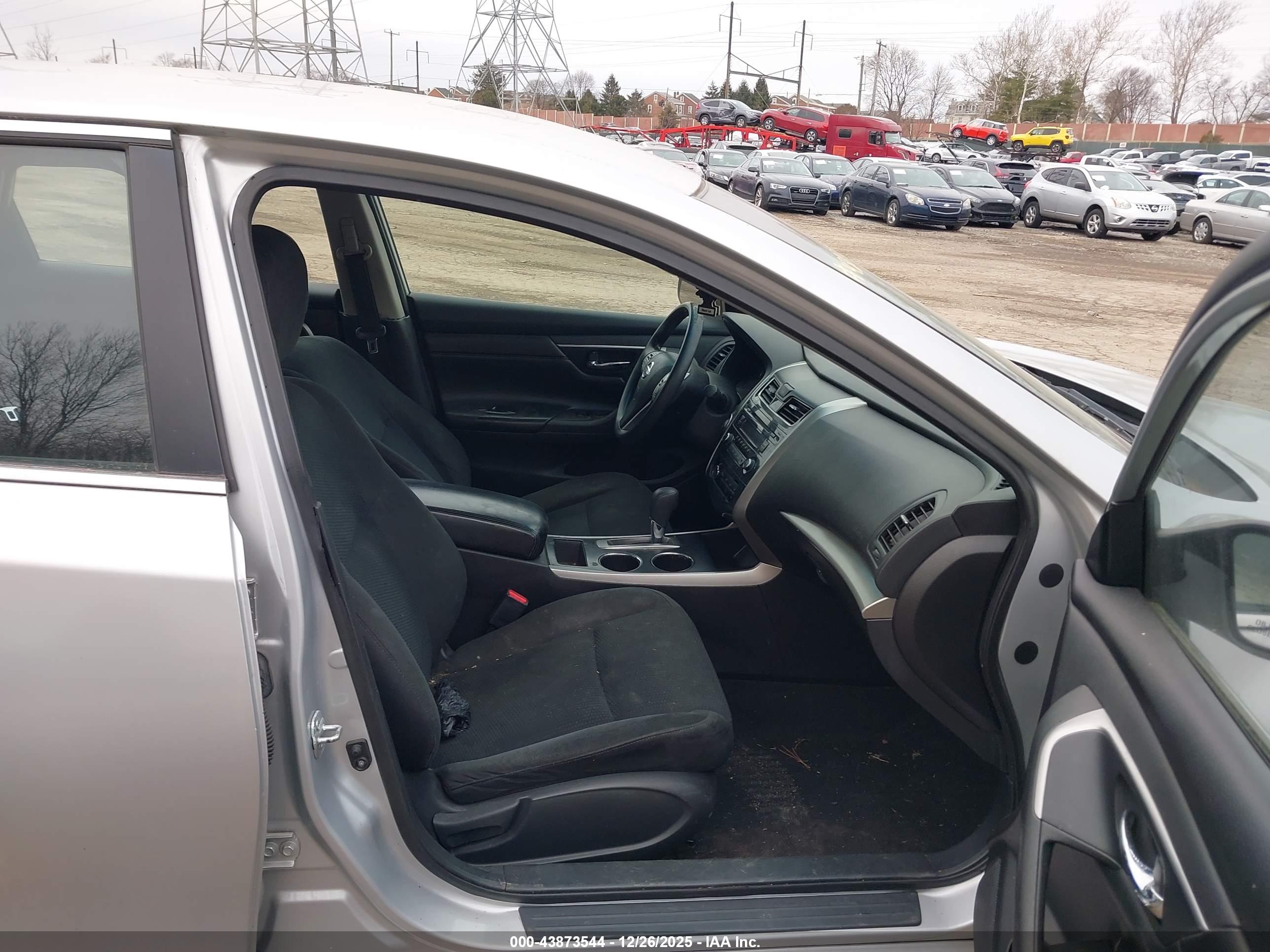 NISSAN ALTIMA image 5