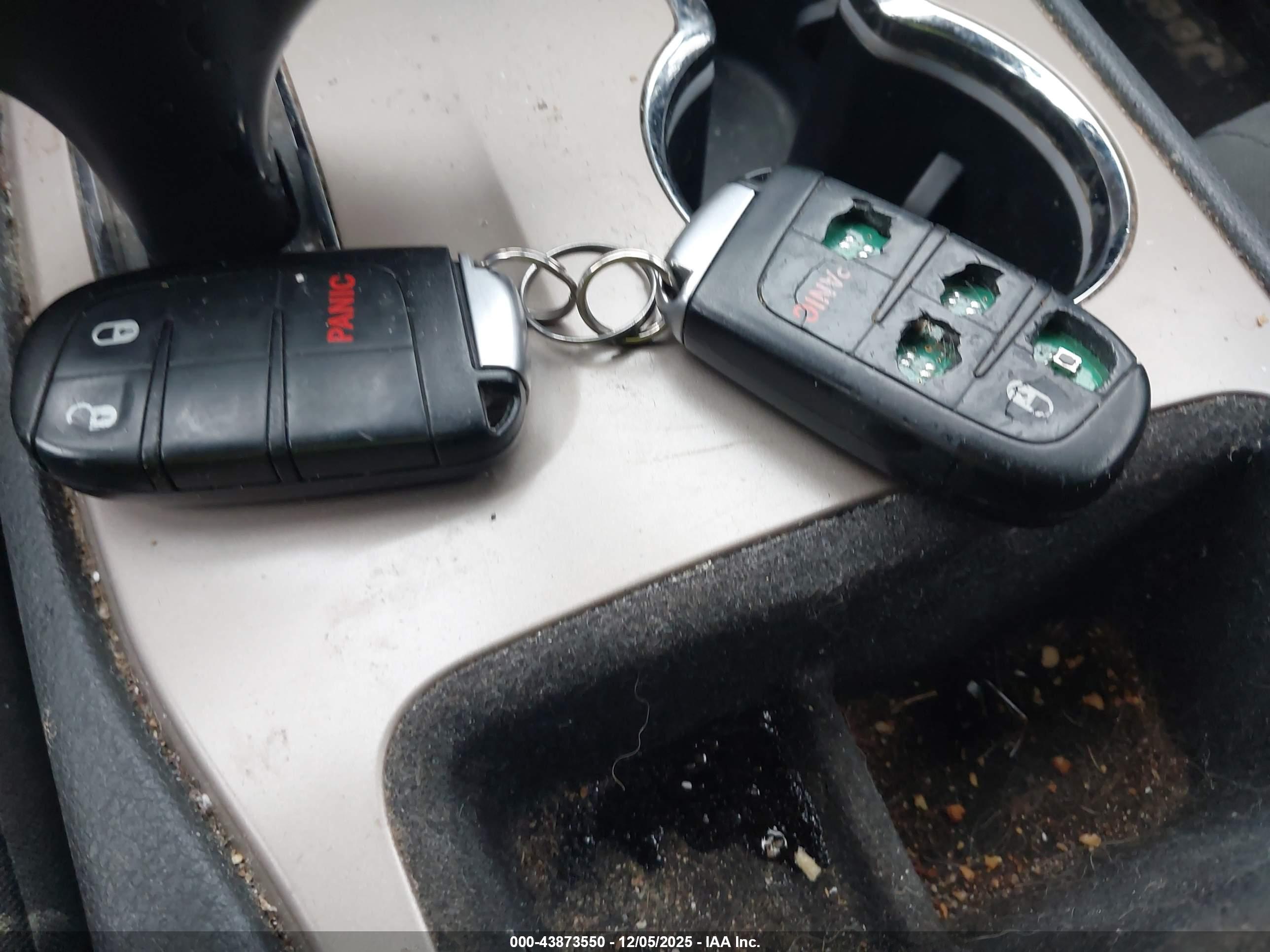 JEEP GRAND image 11